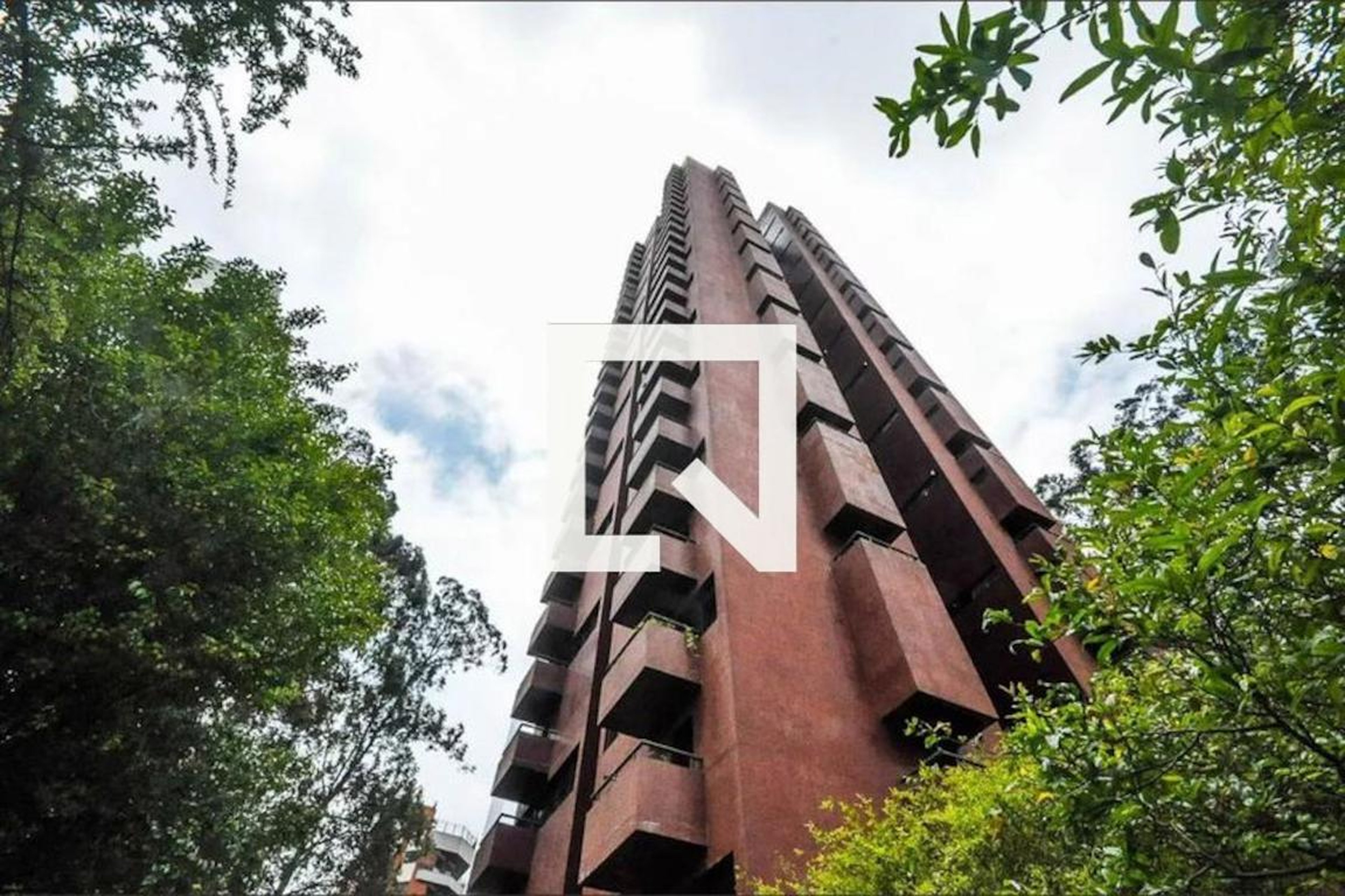 Fachada Edifício Marc Chagall