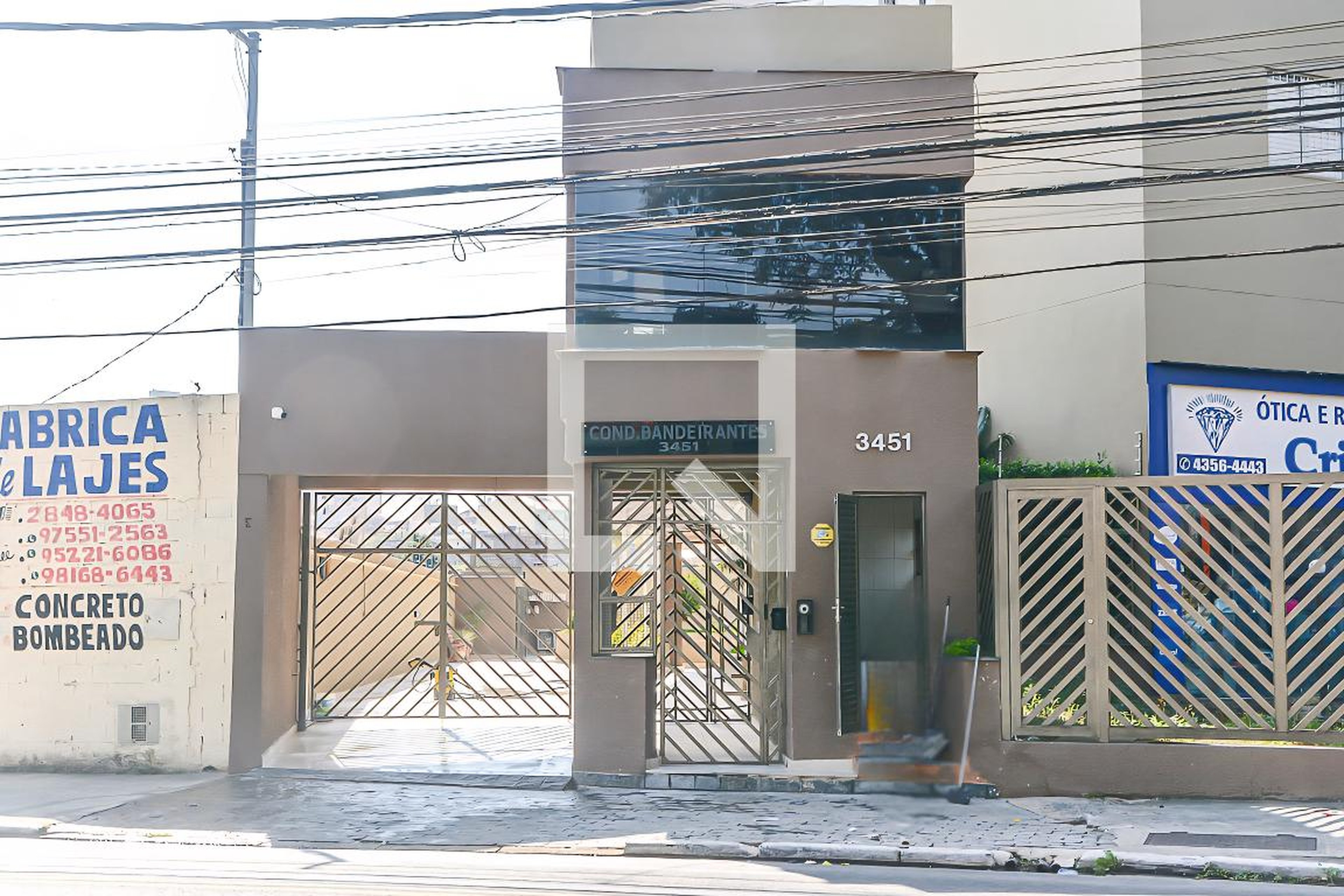 Fachada Condomínio Bandeirantes