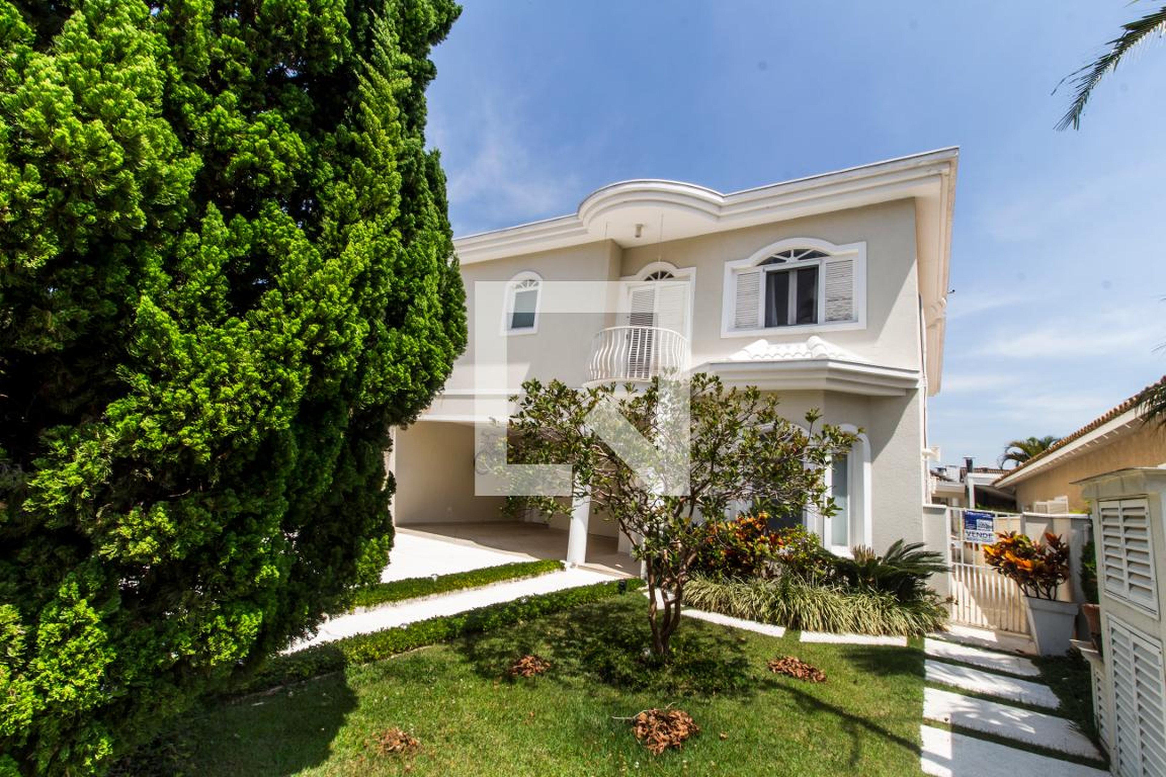 Fachada Condomínio em Alameda Níquel, 63