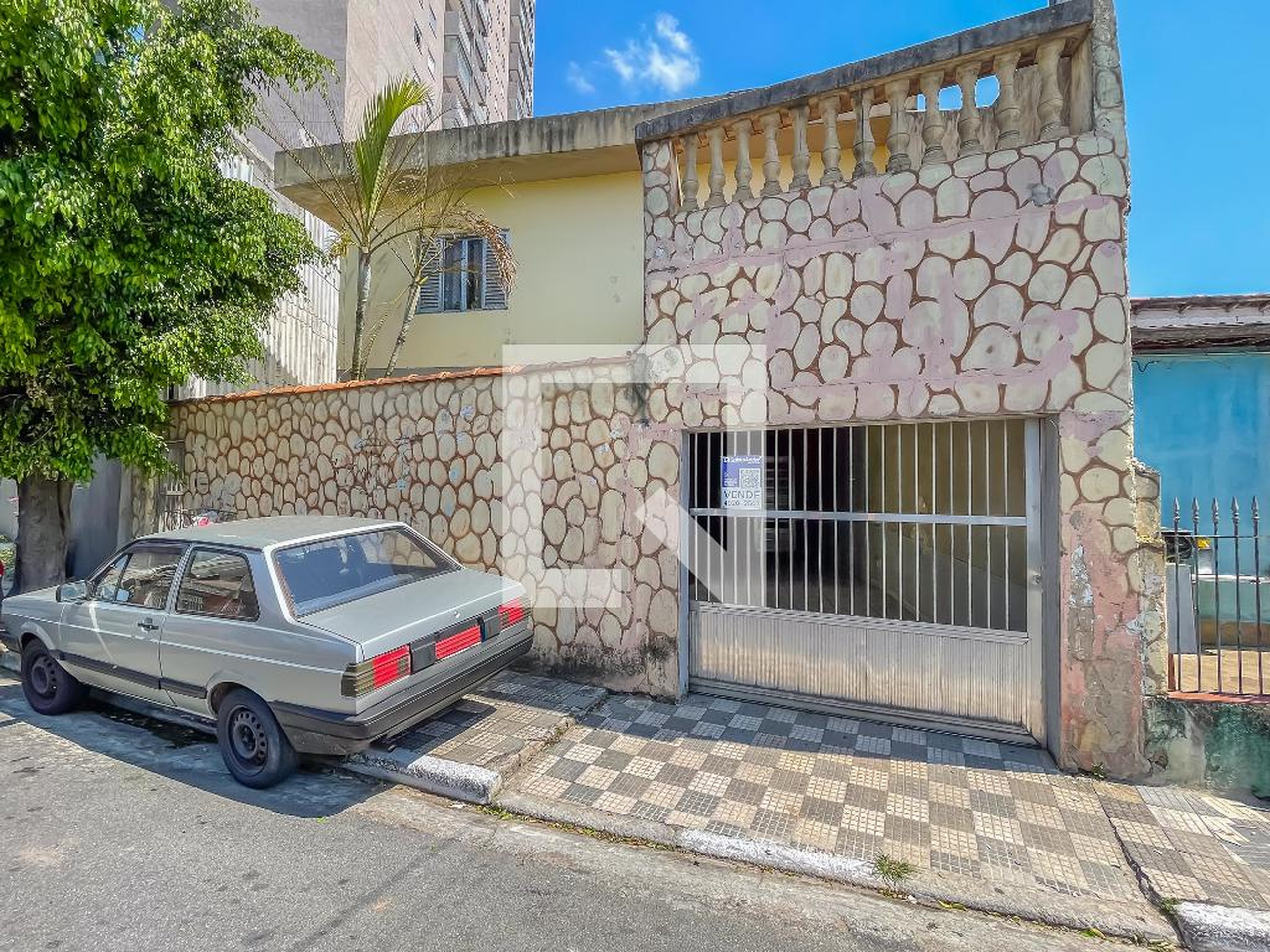 Fachada Condomínio em Rua Antônio José Nurchis, 542