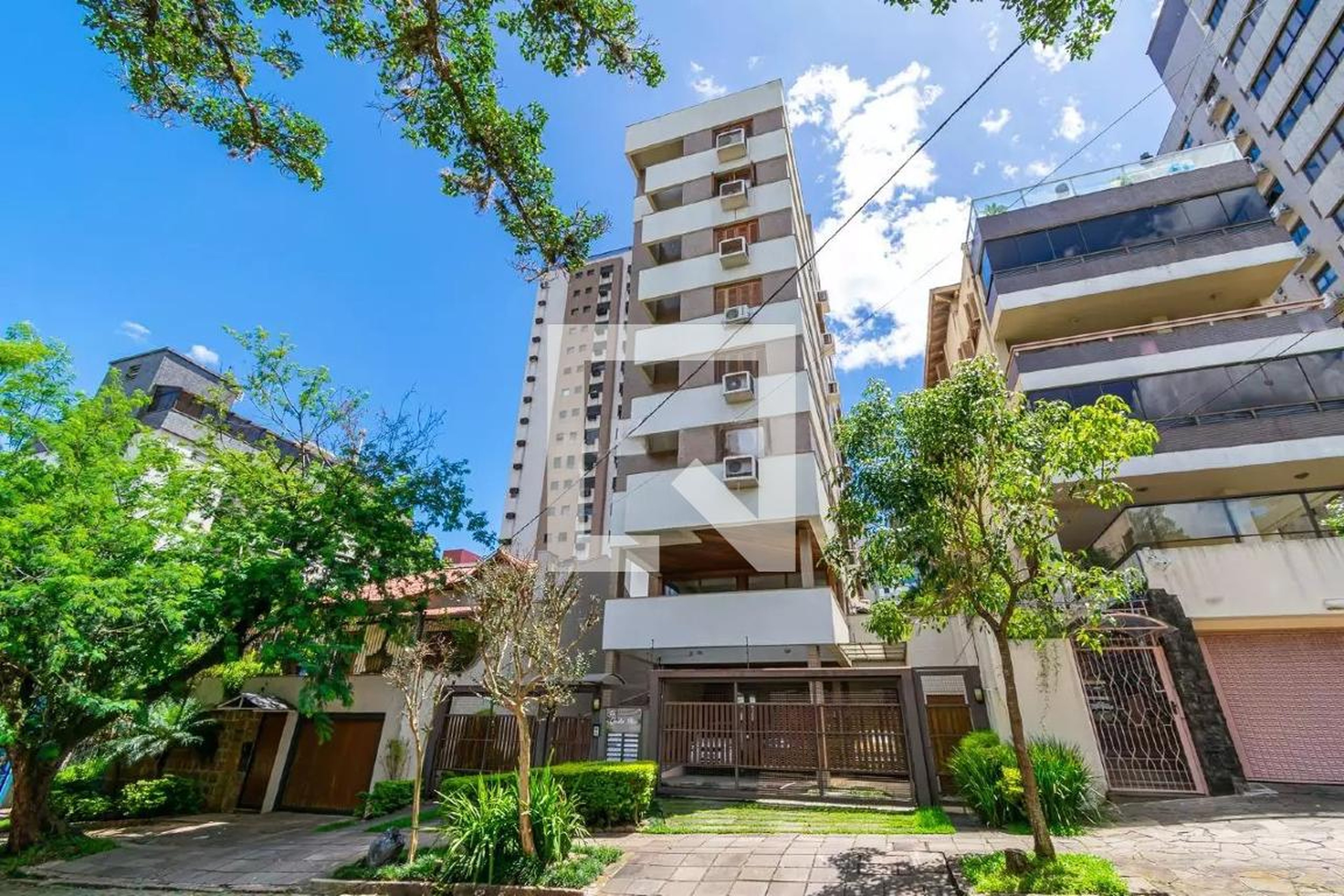 Fachada Condomínio em Avenida Encantado, 137