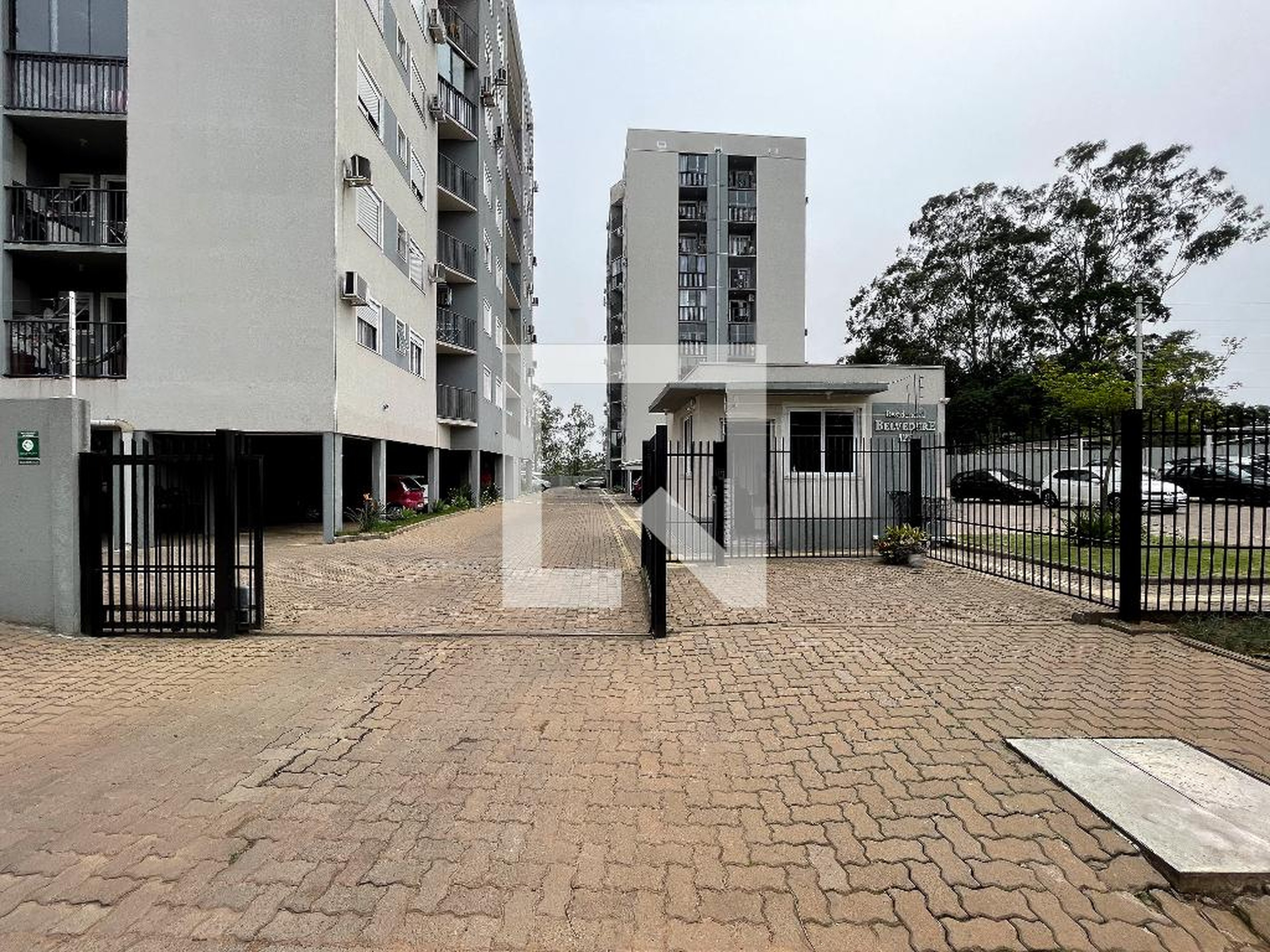 Fachada Condomínio em Avenida Parobé, 122