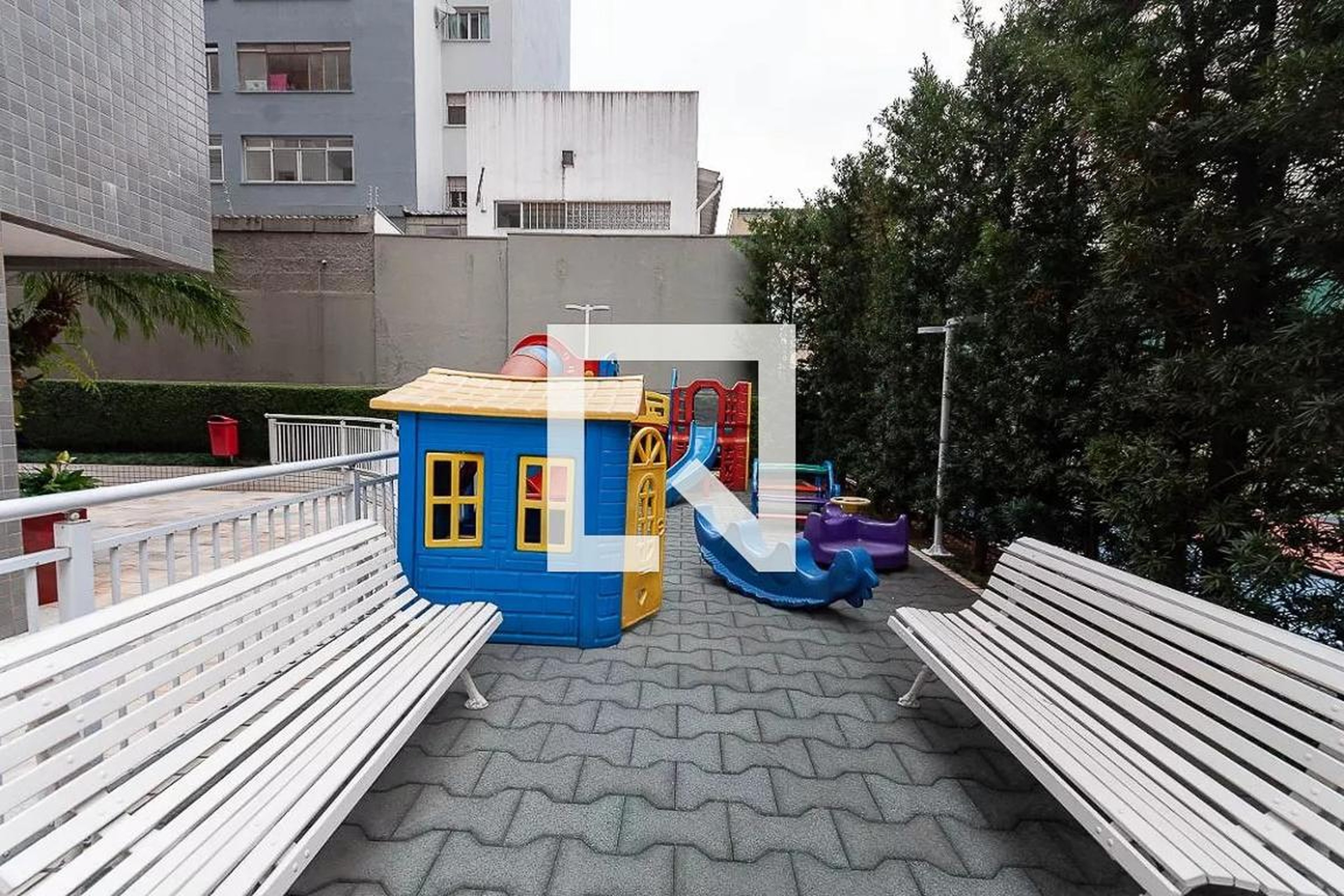 Playground - San Thomaz