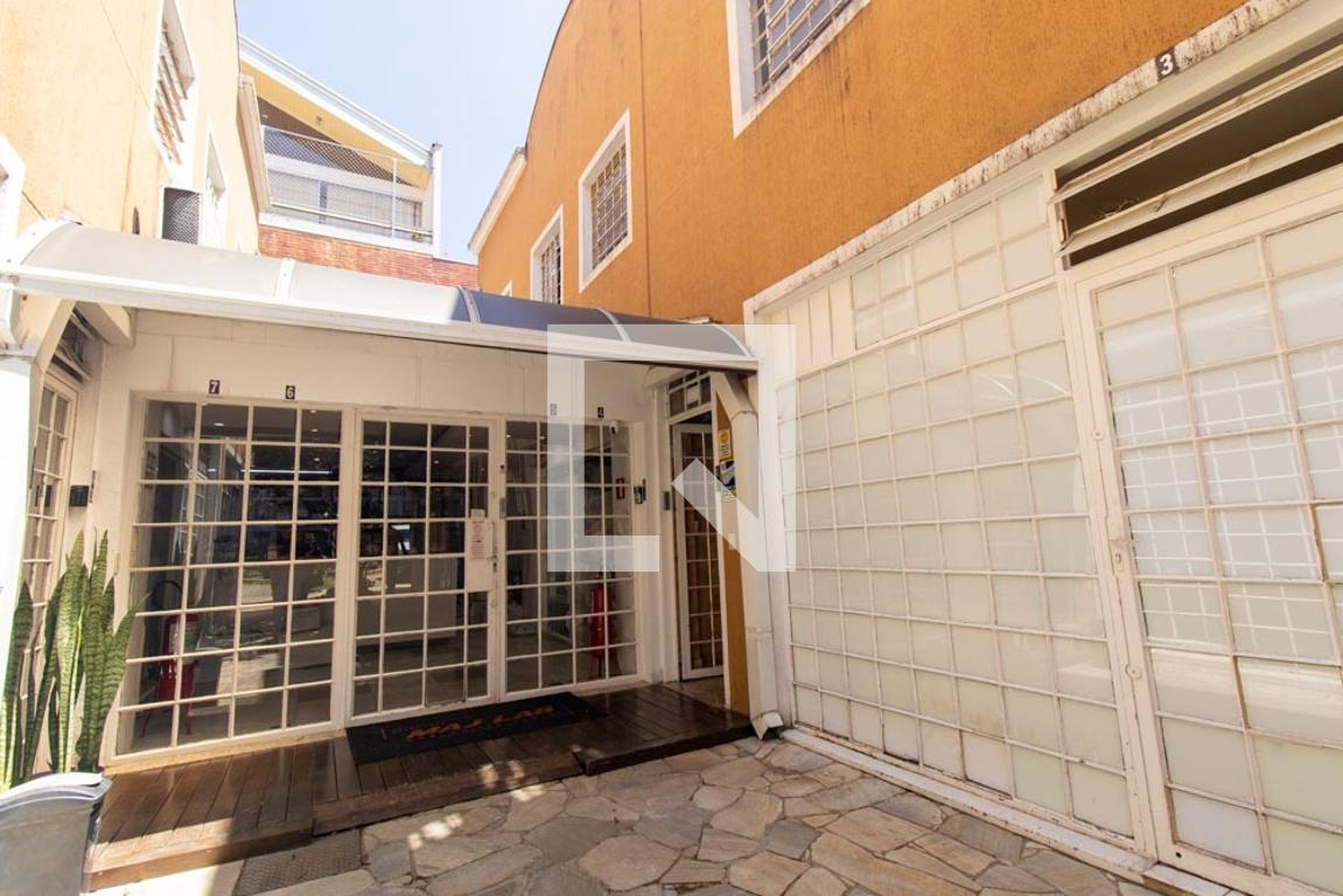 Fachada Condomínio Francisco Apel