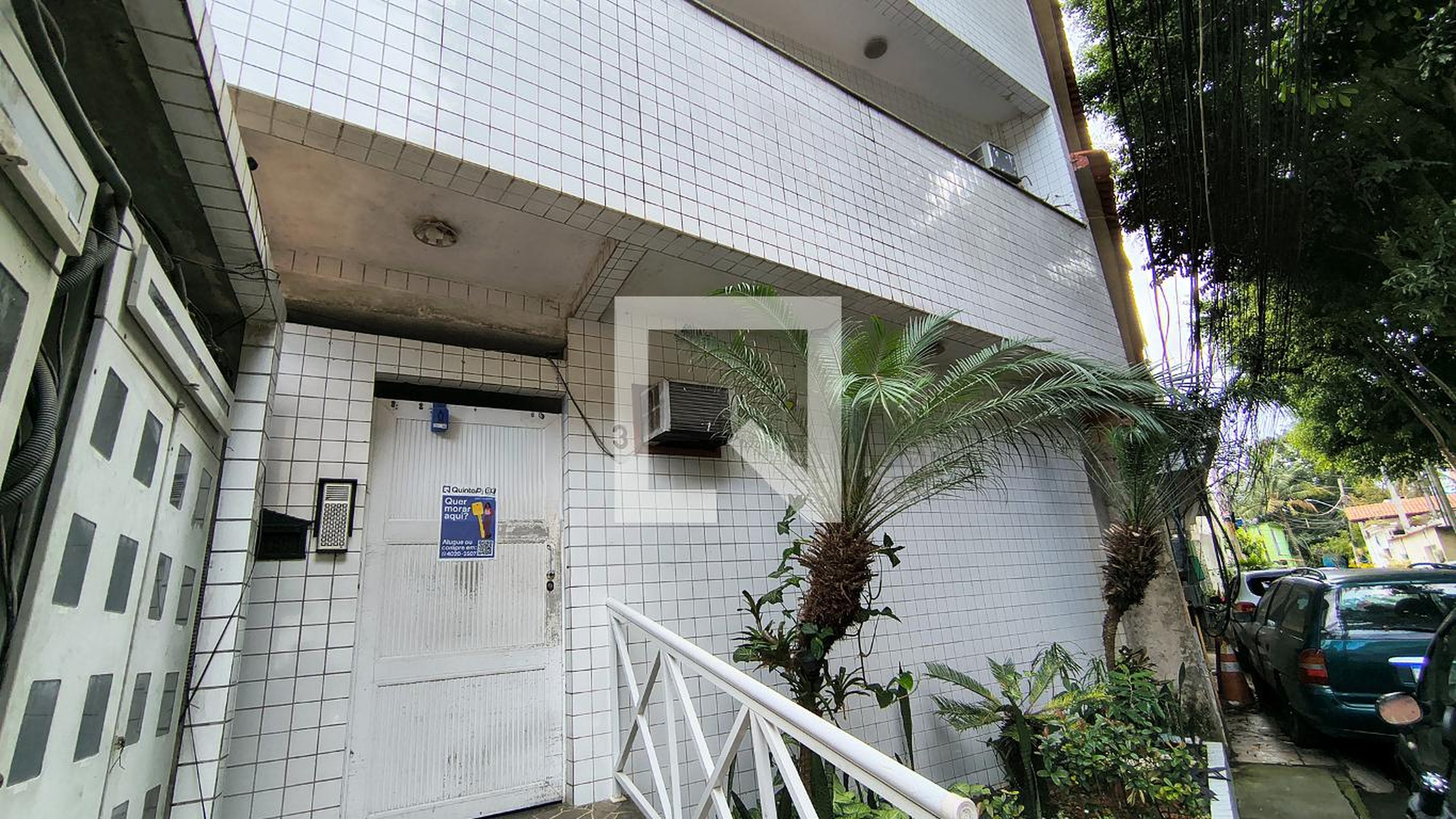 Fachada do Prédio Condomínio em Estrada Benvindo de Novaes, 5