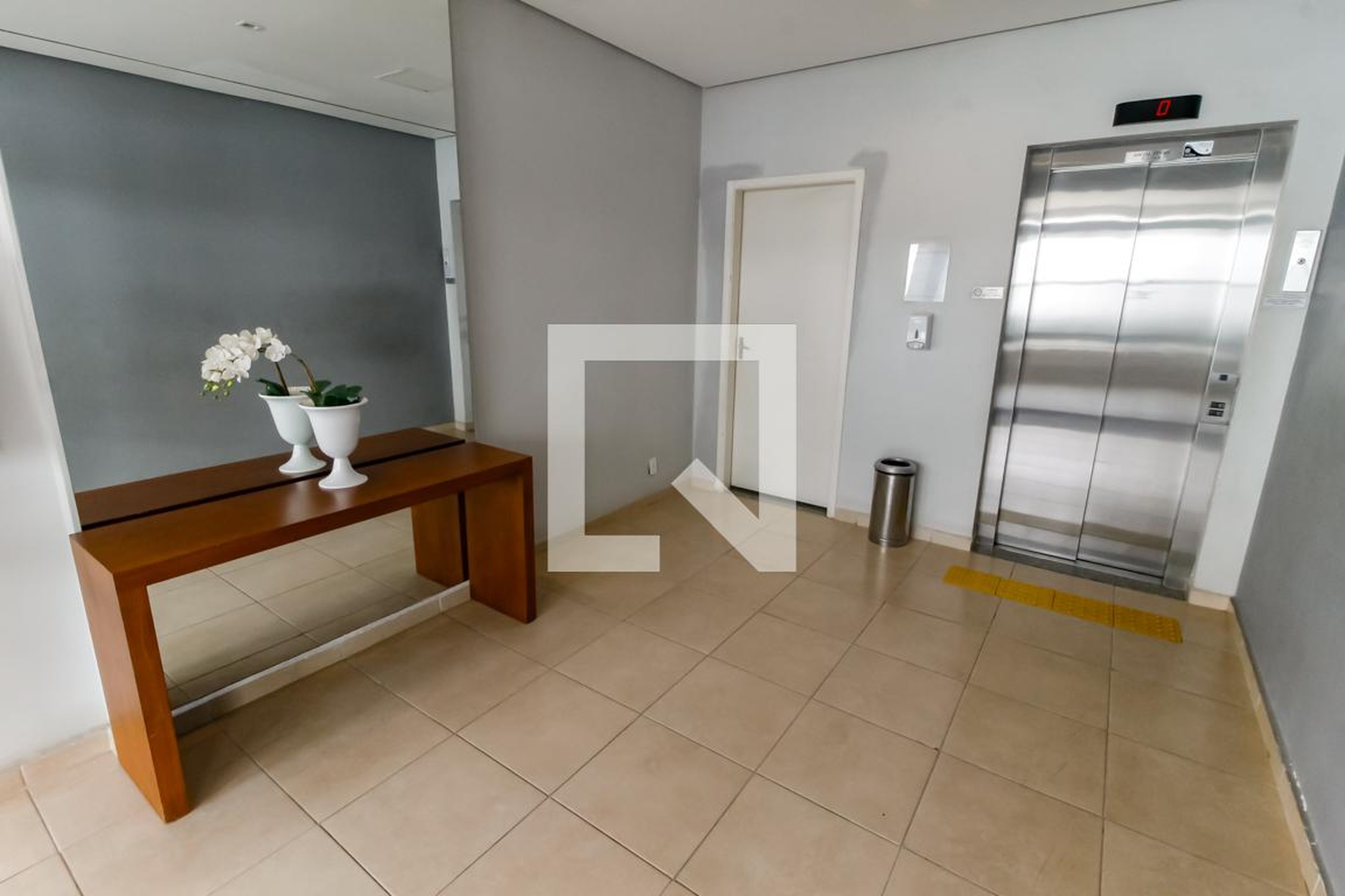 Hall de entrada - MOB