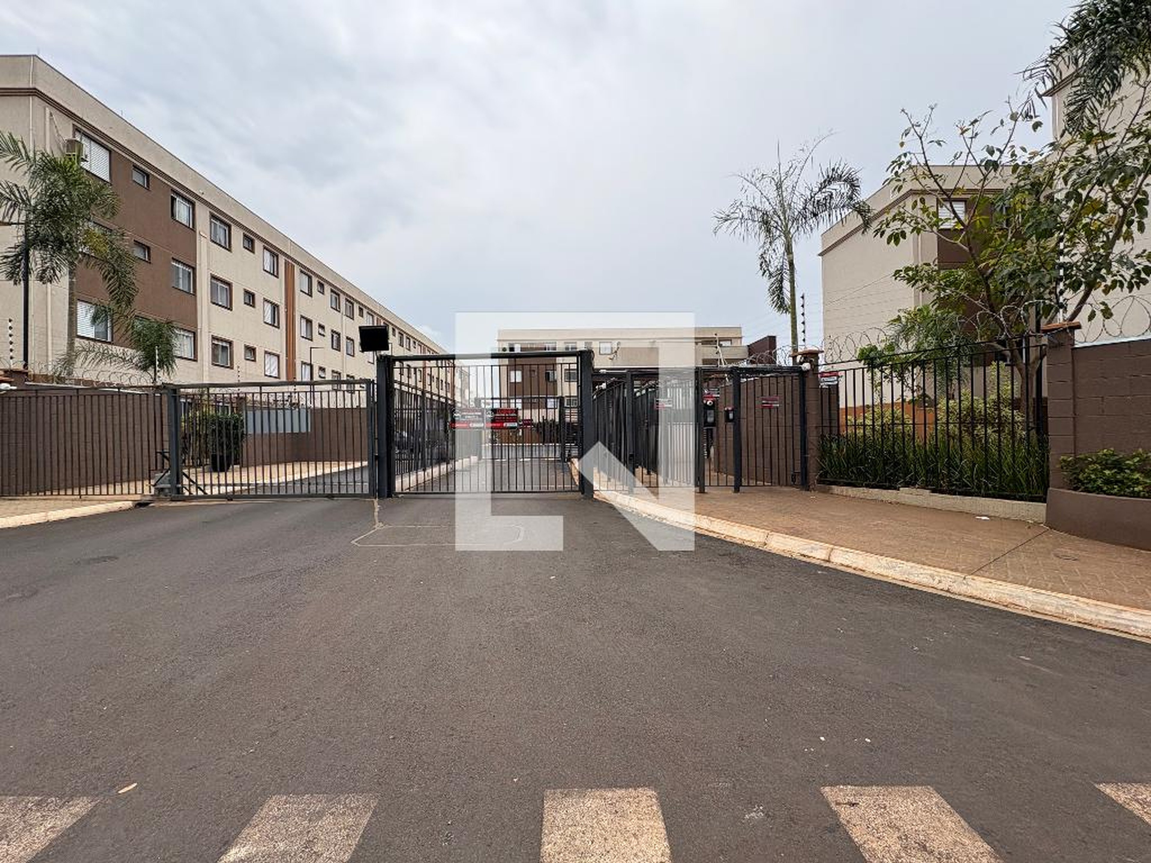 Fachada Condomínio Lar Uruguai