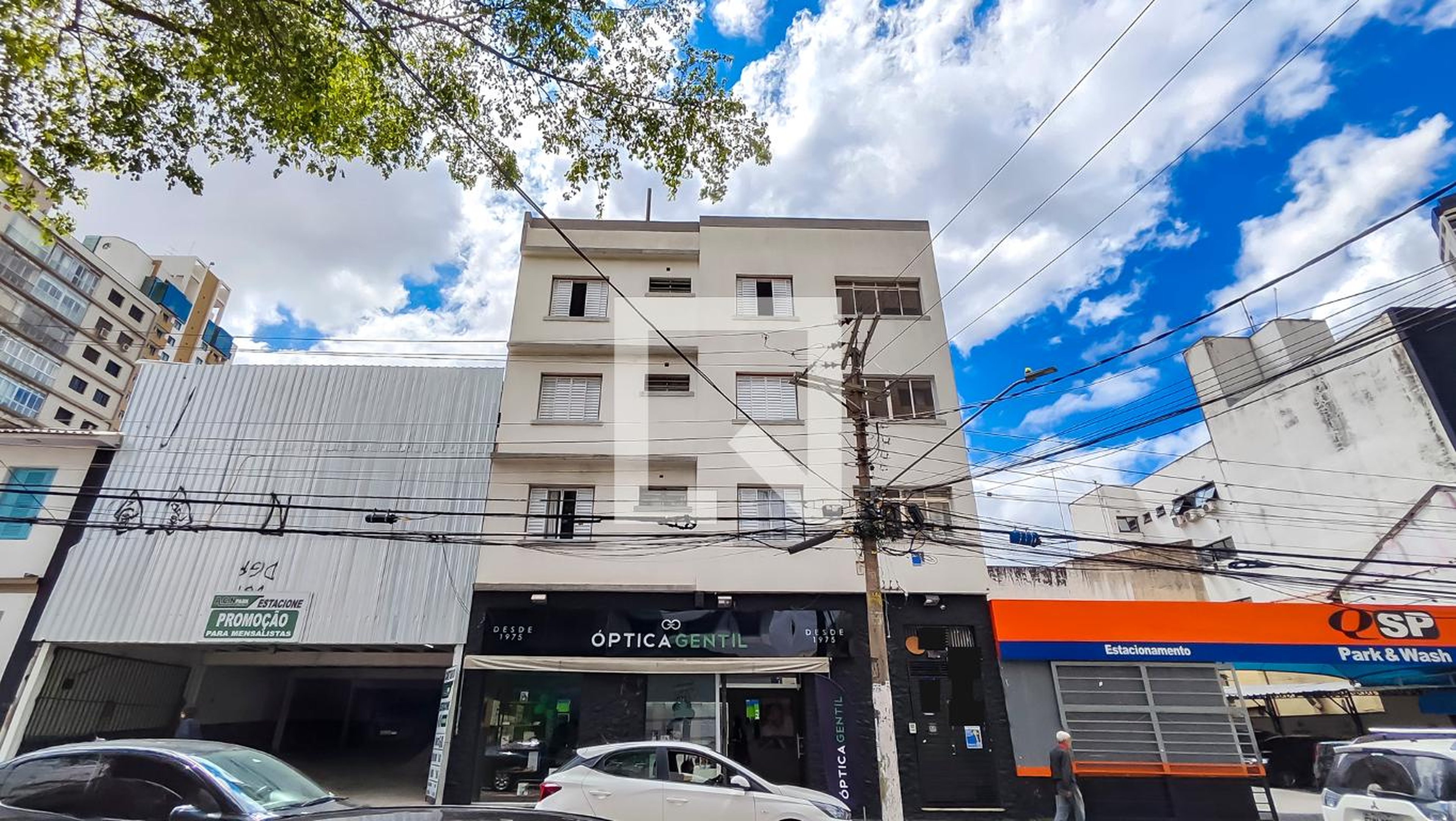 Fachada do Prédio Condomínio em Rua Duarte de Azevedo, 279