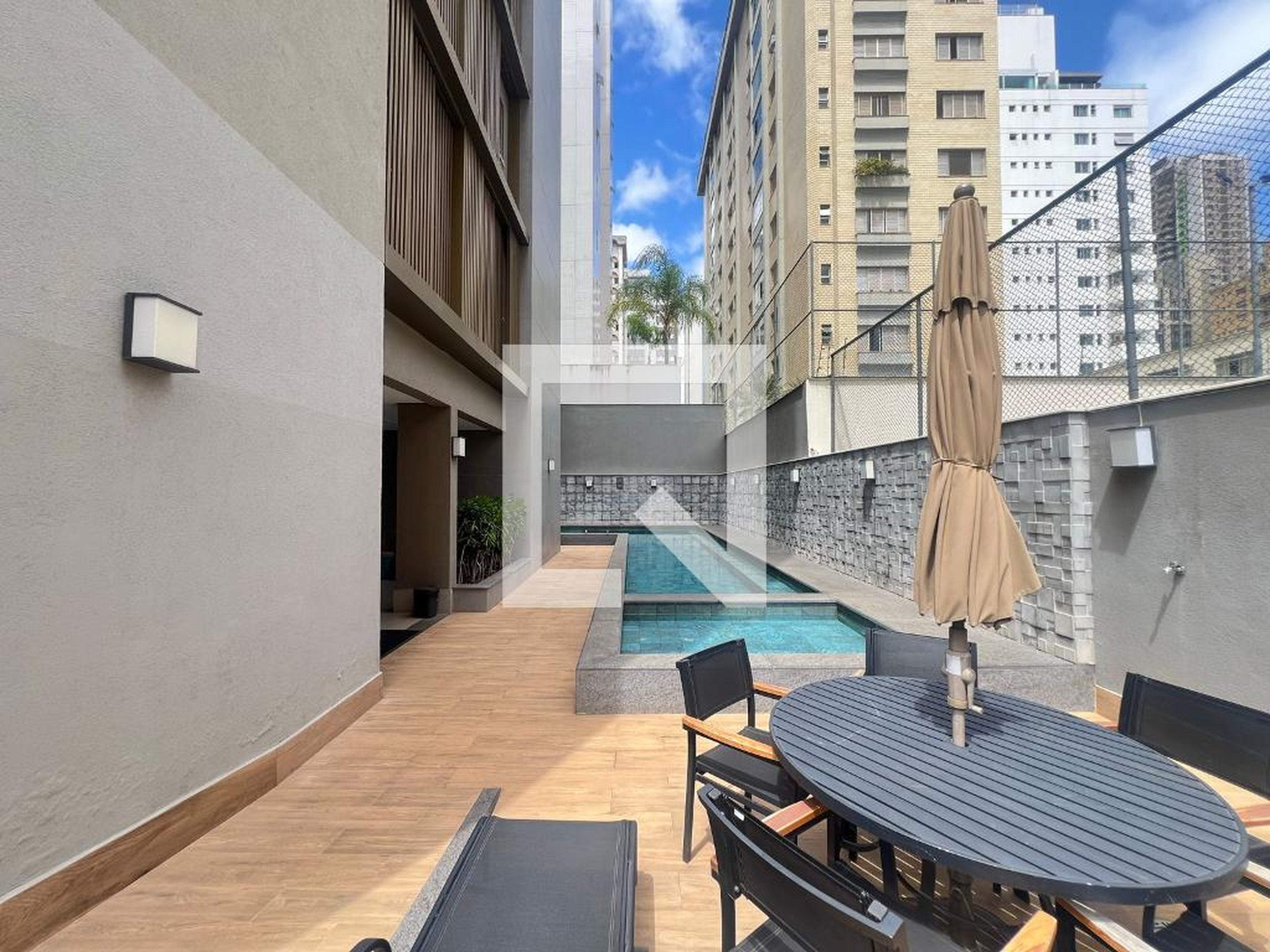 Piscina - Savassi 1022