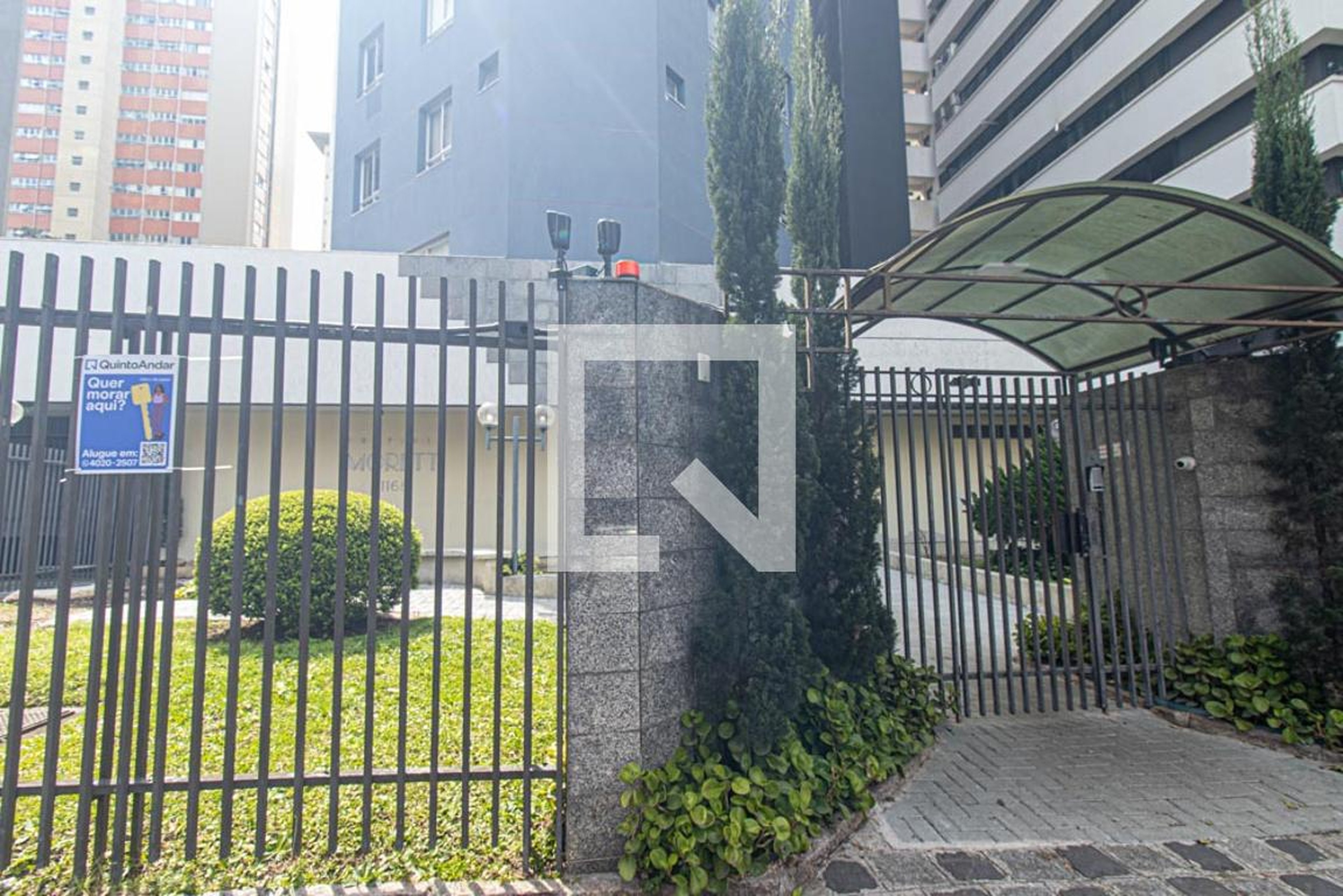 Fachada do Condomínio Condomínio em Rua Martim Afonso, 1168