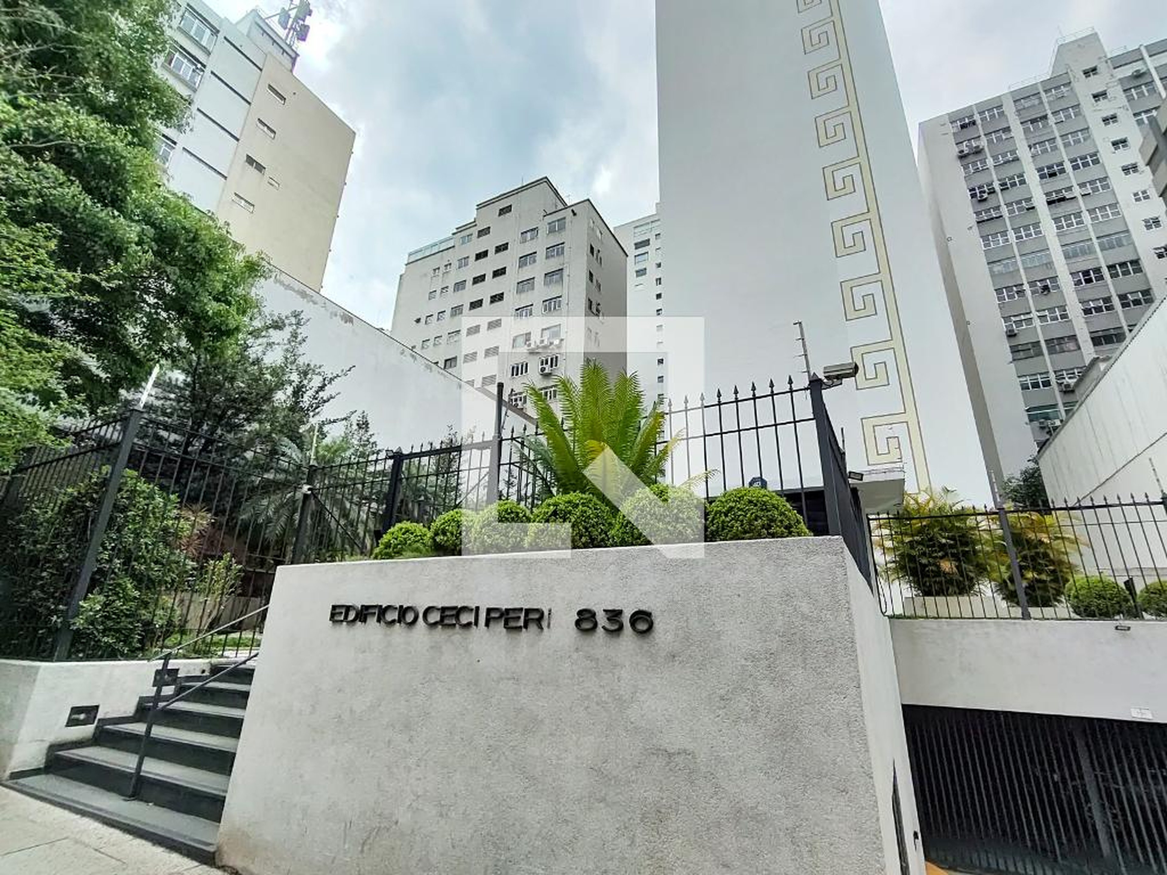 Fachada Condomínio Ceci Peri
