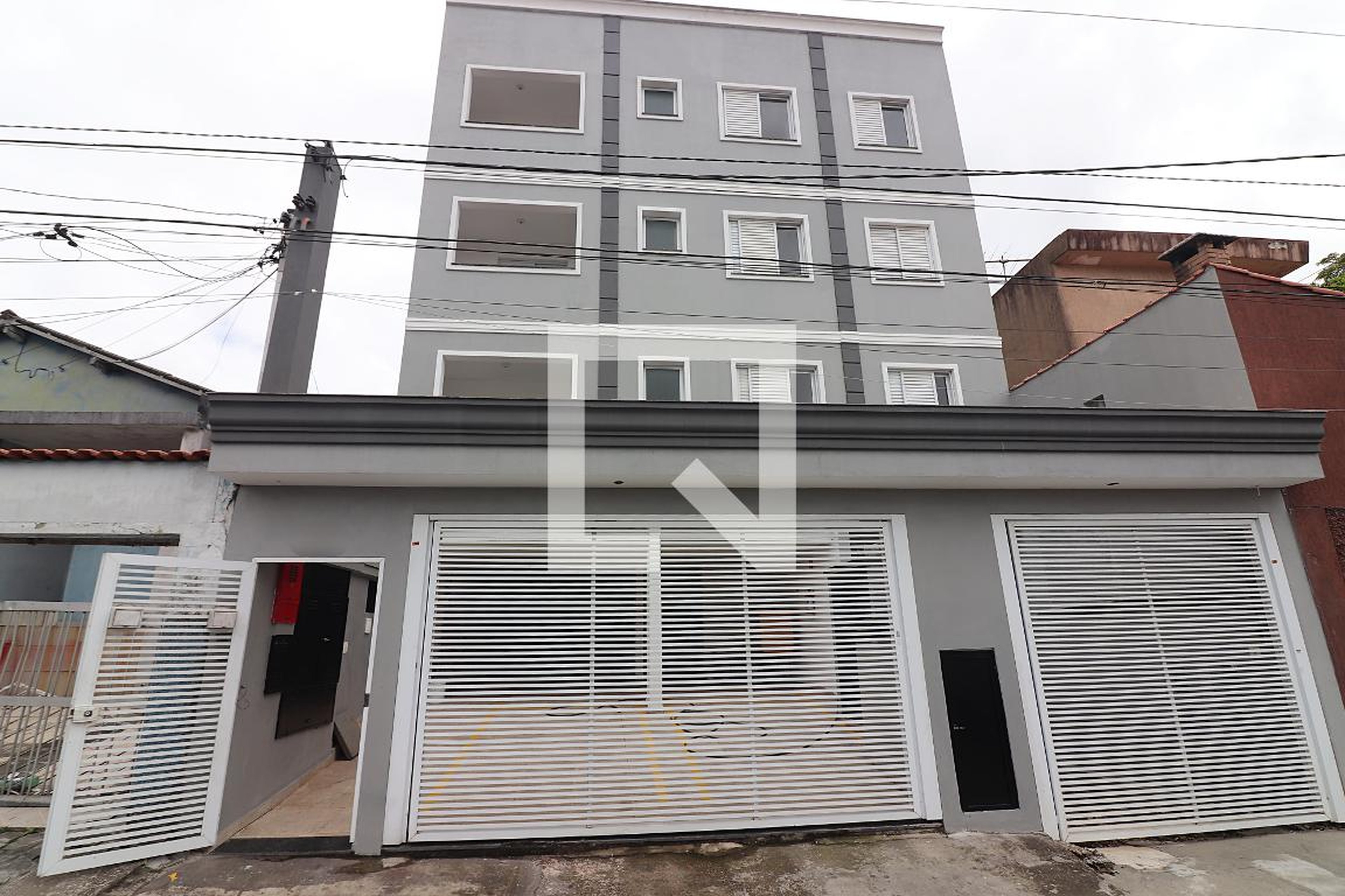 Fachada Condomínio em Rua Noel Nutels, 184