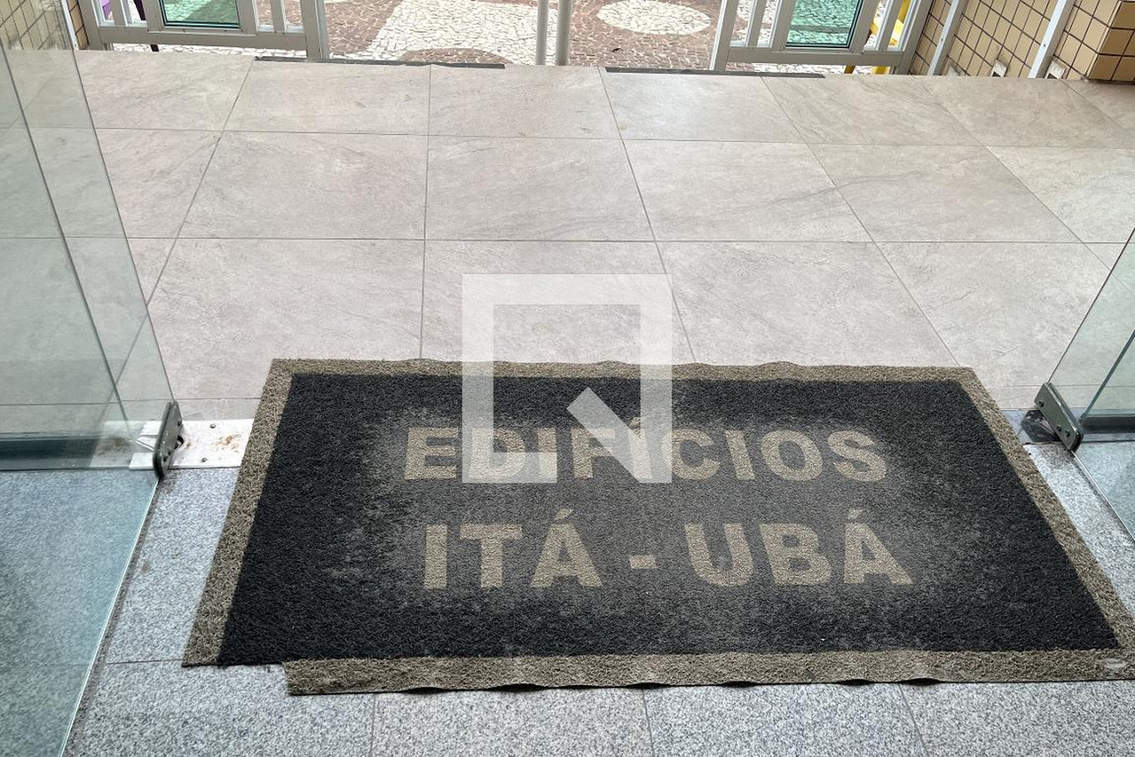 Área comum - Ita-ubá