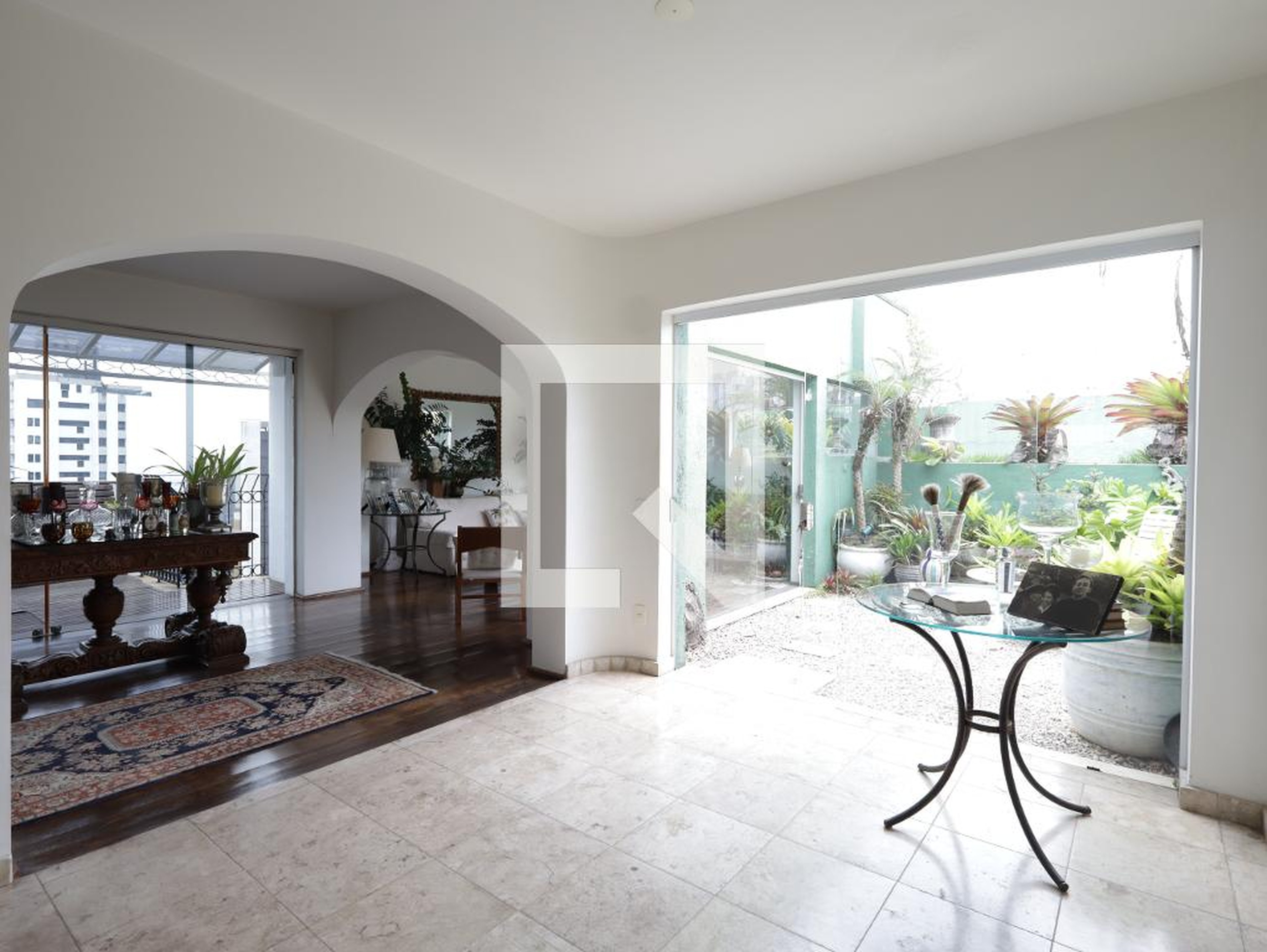 Hall - Wilton Paes de Almeida