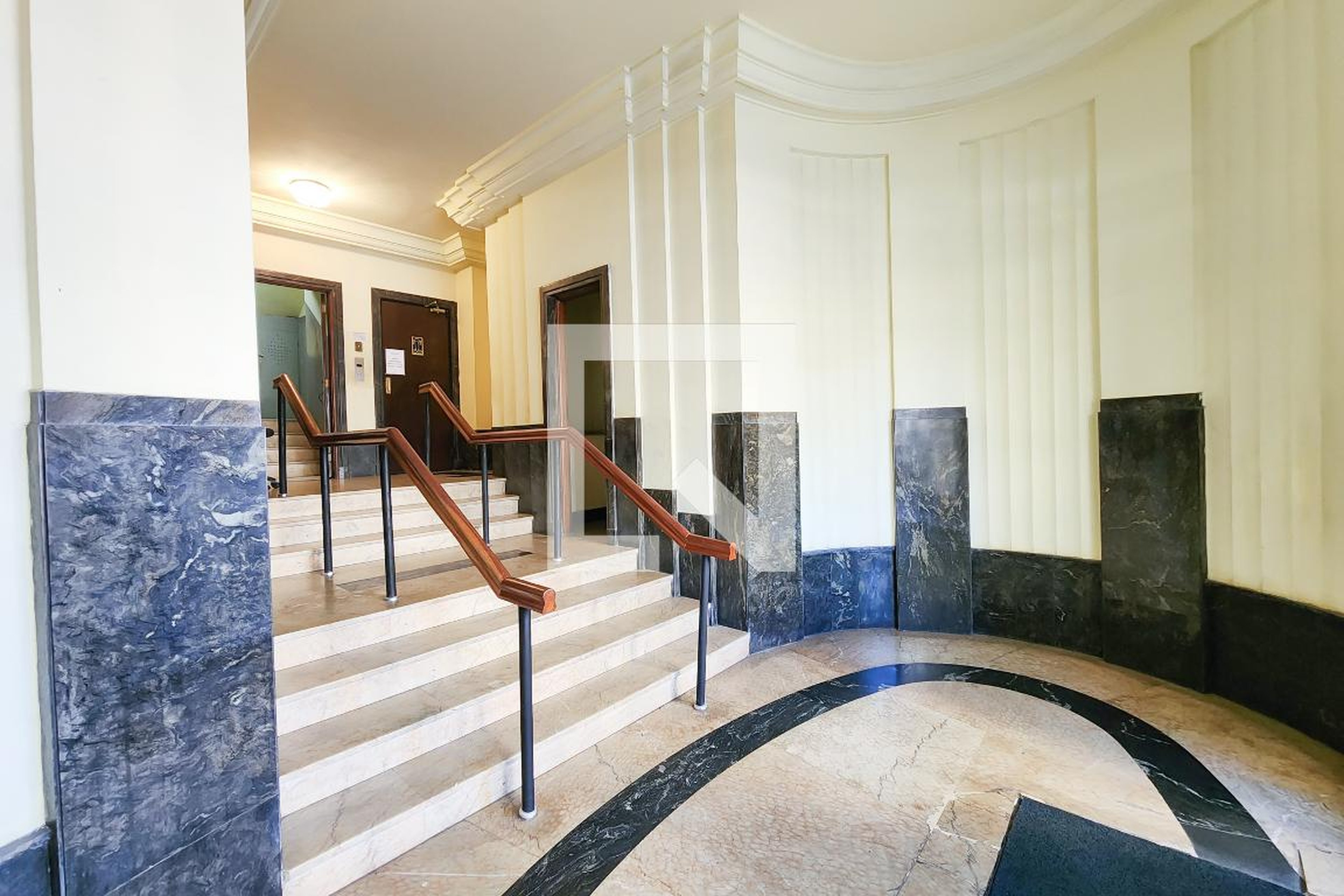 Hall de Entrada - Embaixador Raul Fernandes