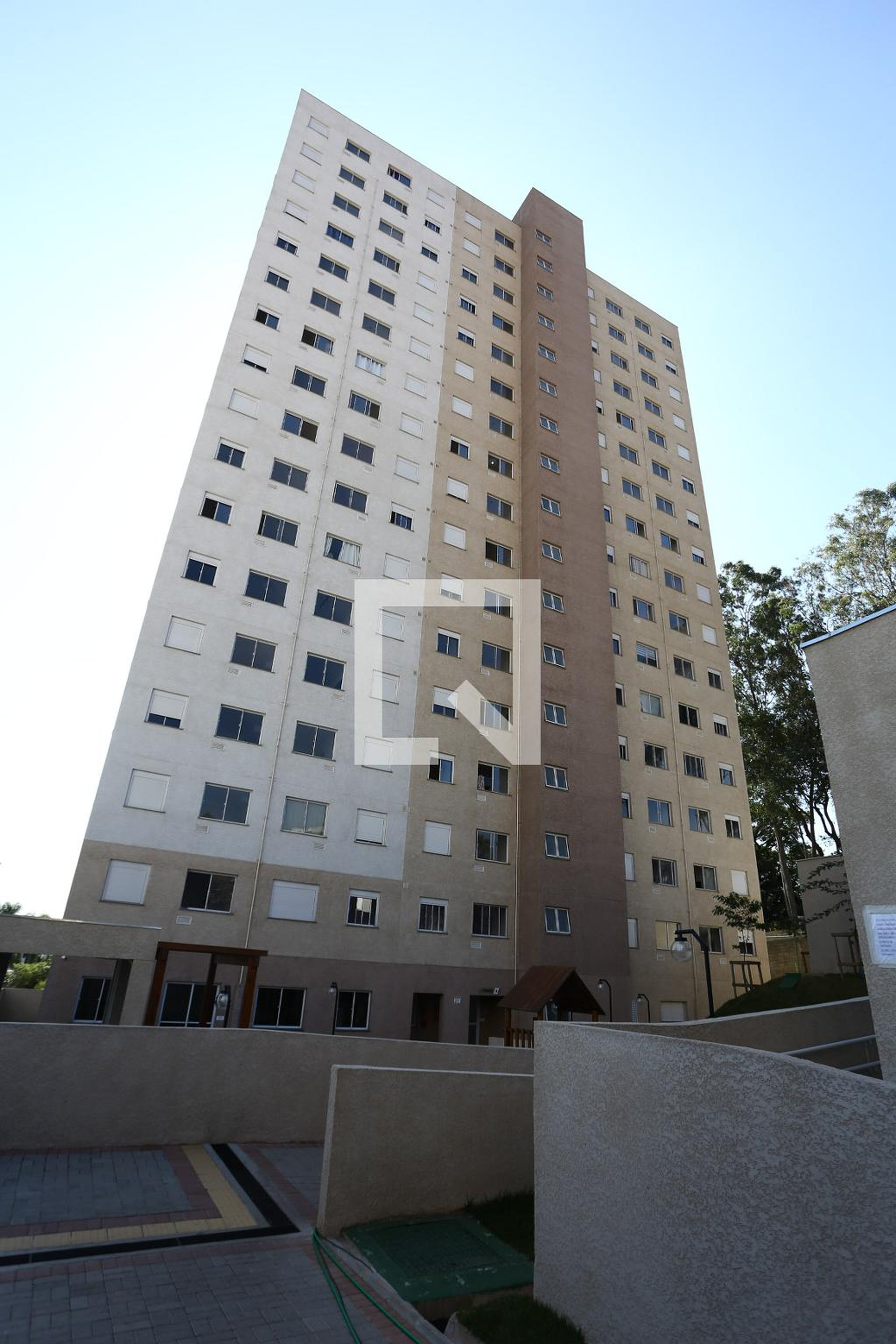 Fachada Condomínio em Rua 17 de Janeiro, 1105