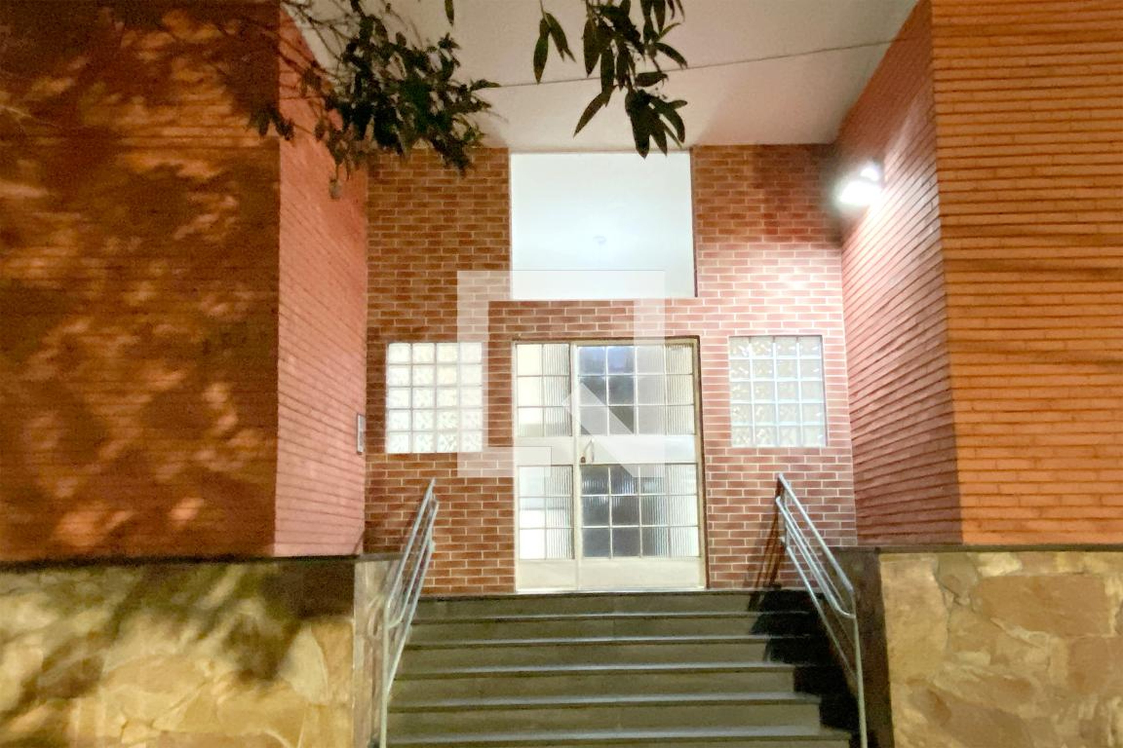 Fachada Condomínio em Rua Uberaba, 292