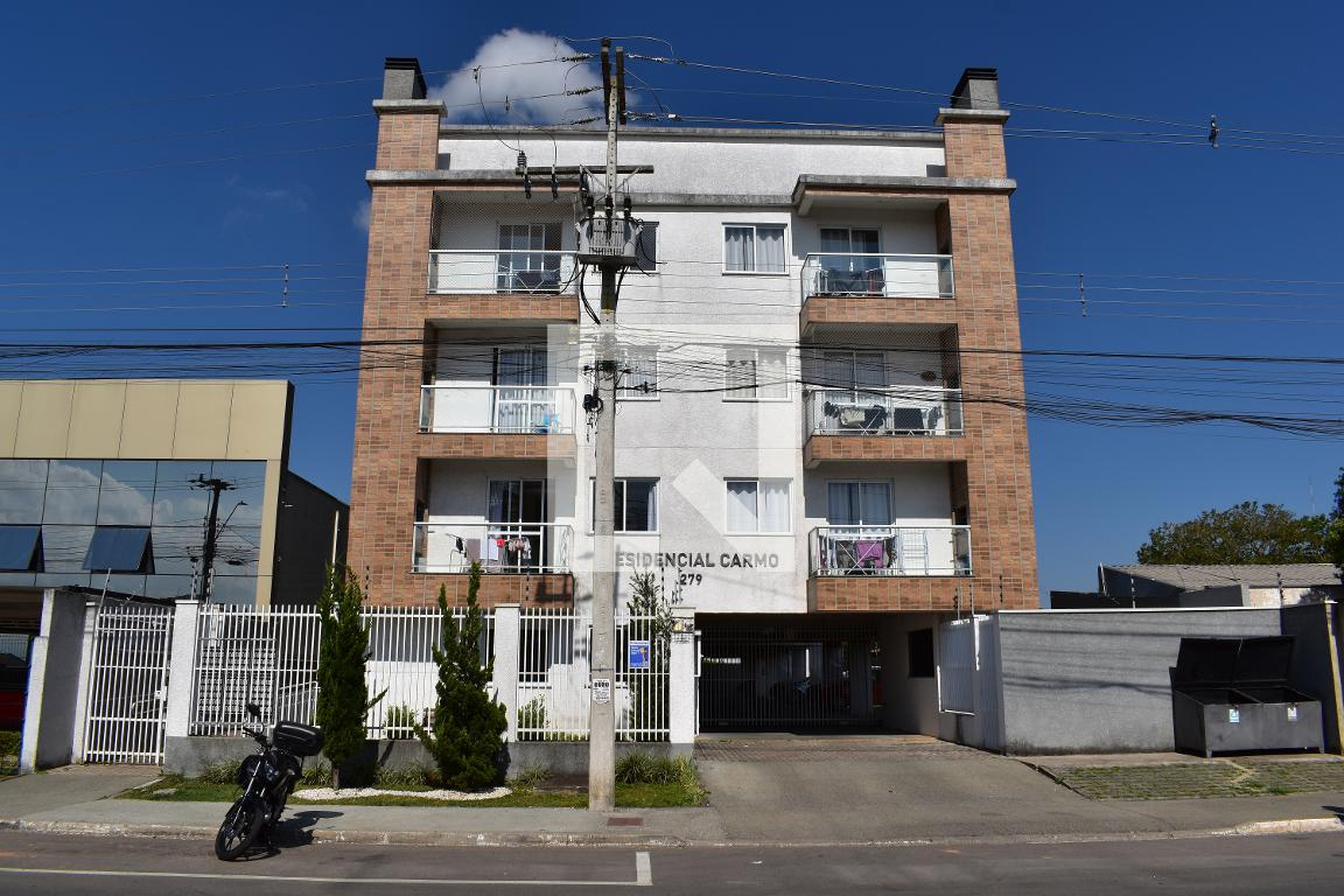 Fachada do Prédio Condomínio em Rua Rio Paranapanema, 279