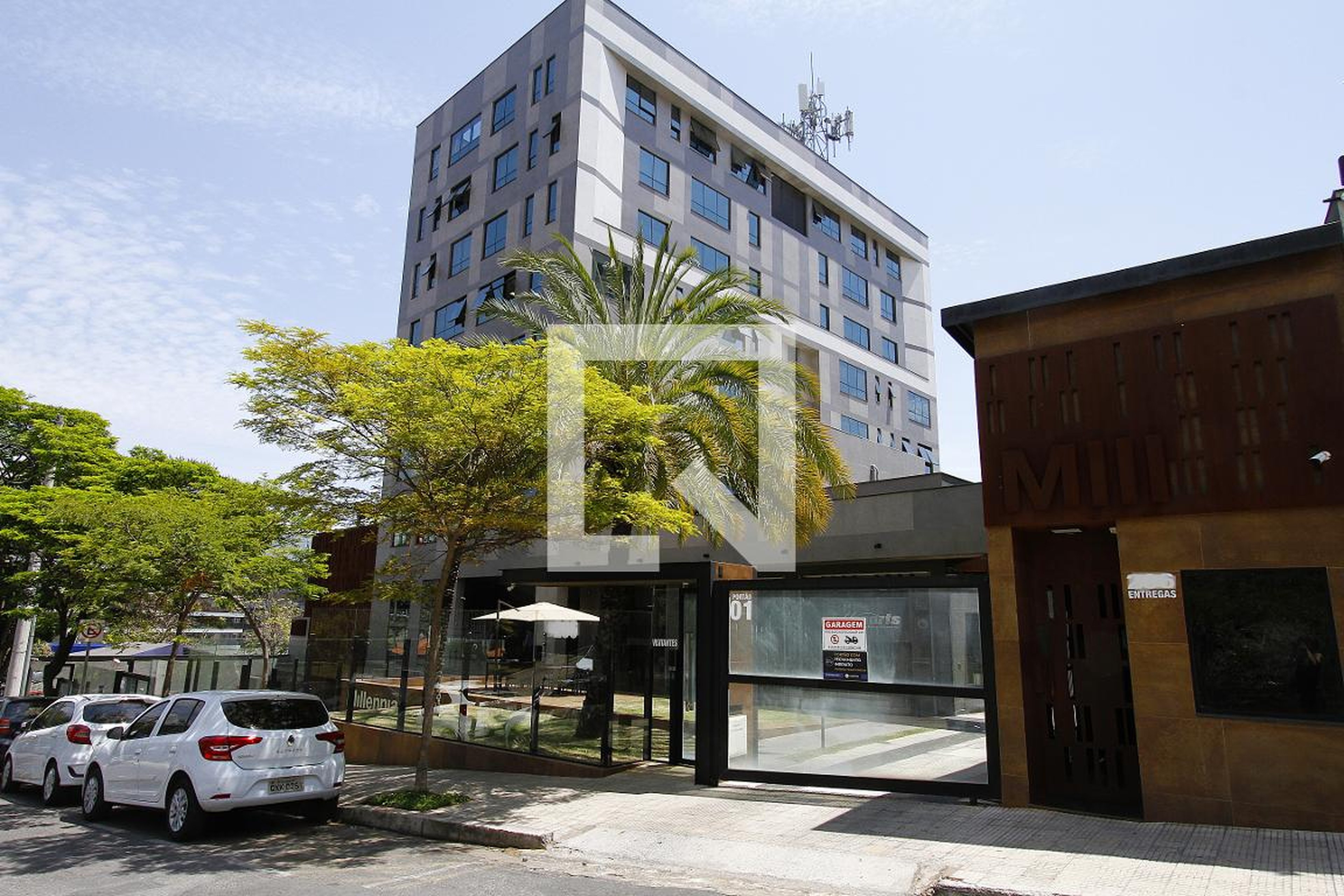 Fachada do Prédio Condomínio em Rua Cristiano Moreira Sales, 296