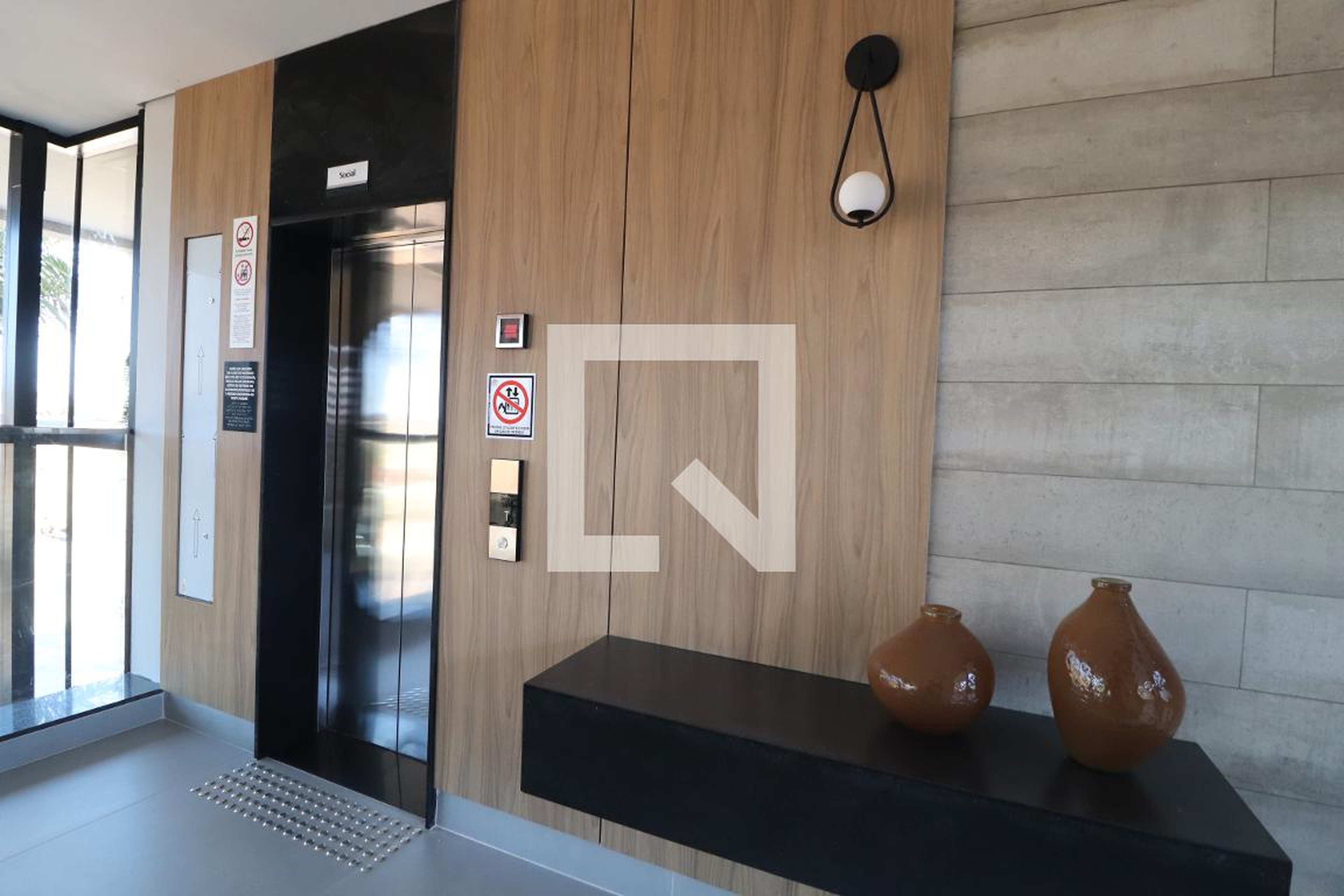 Hall social Condomínio em Rua José Domingos de Oliveira, 90