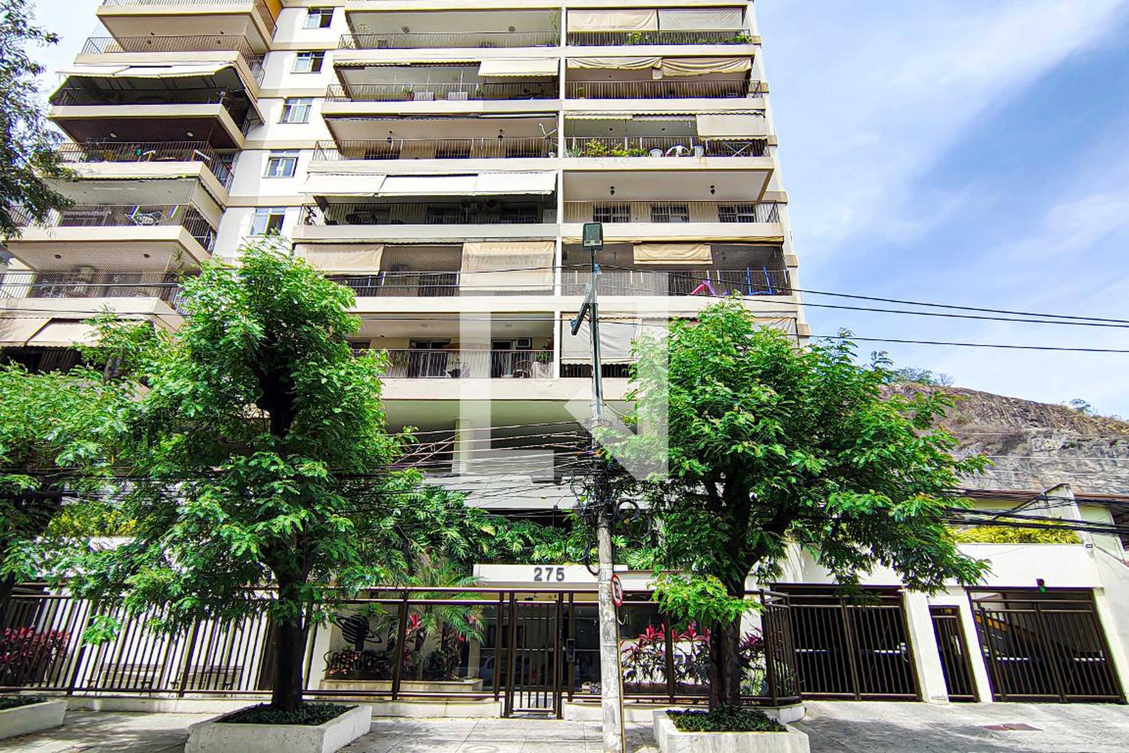 Fachada Edifício Saturno