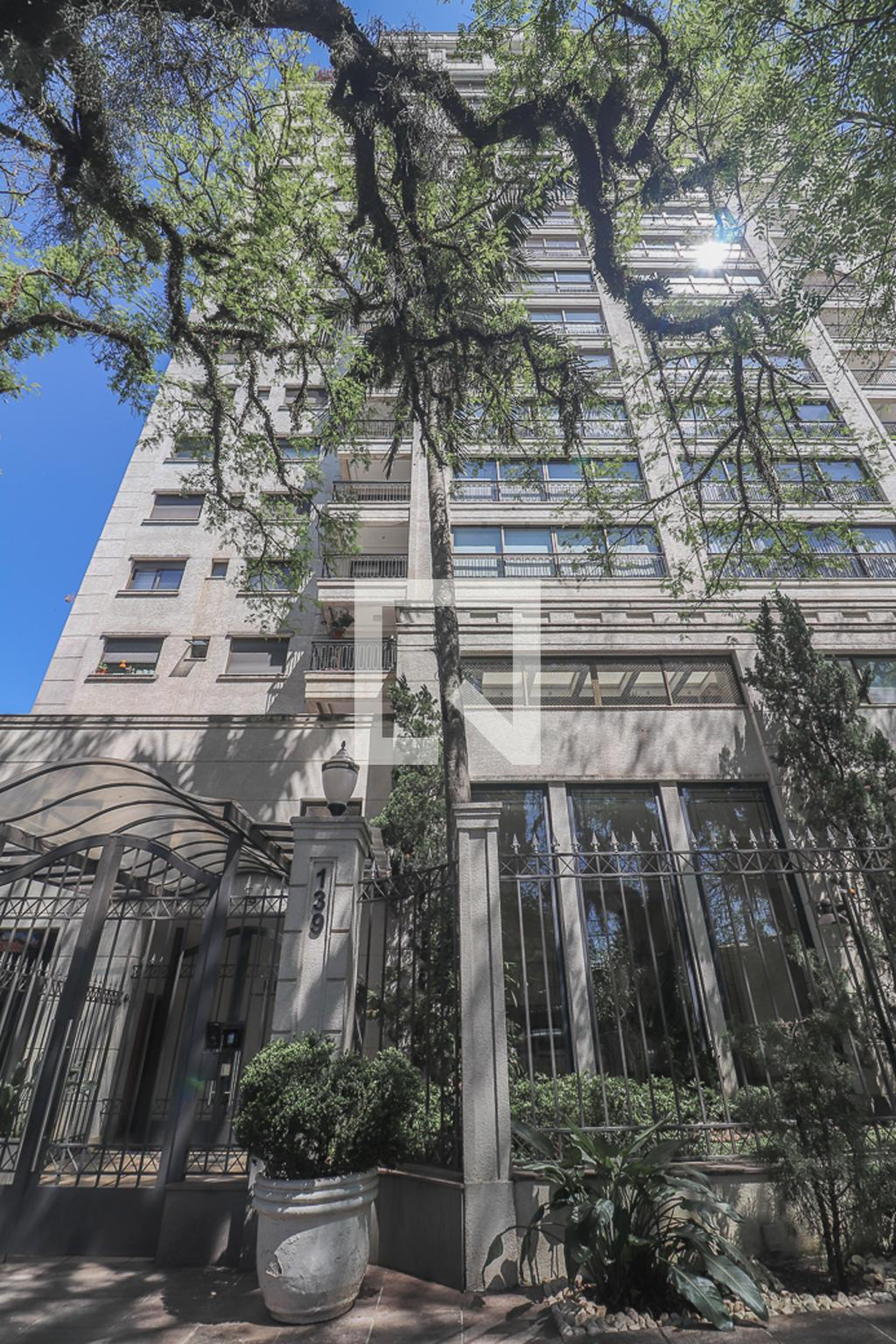 Fachada Condomínio Ritz Moinhos