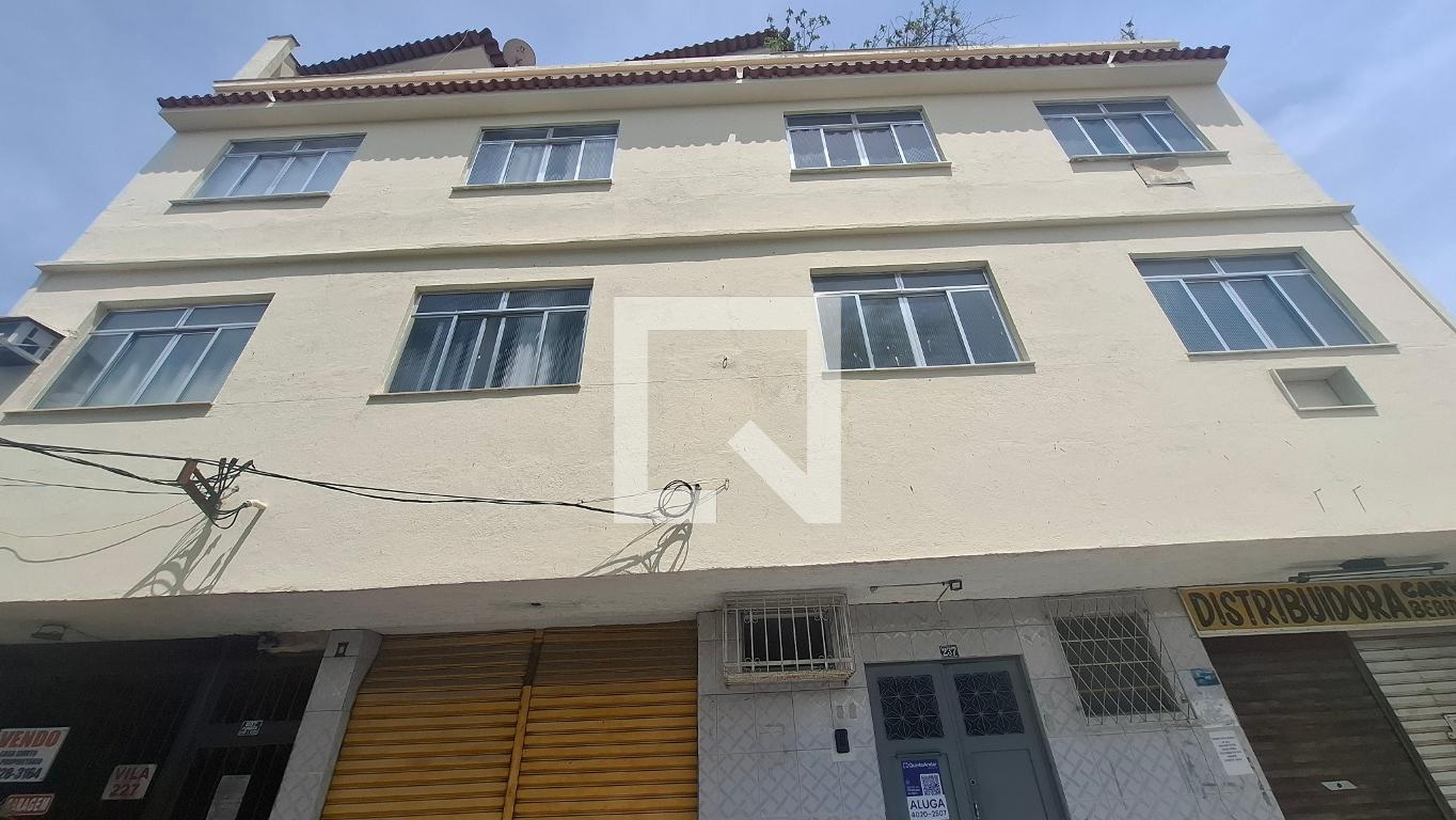 Fachada Condomínio em Rua Dona Clara, 237