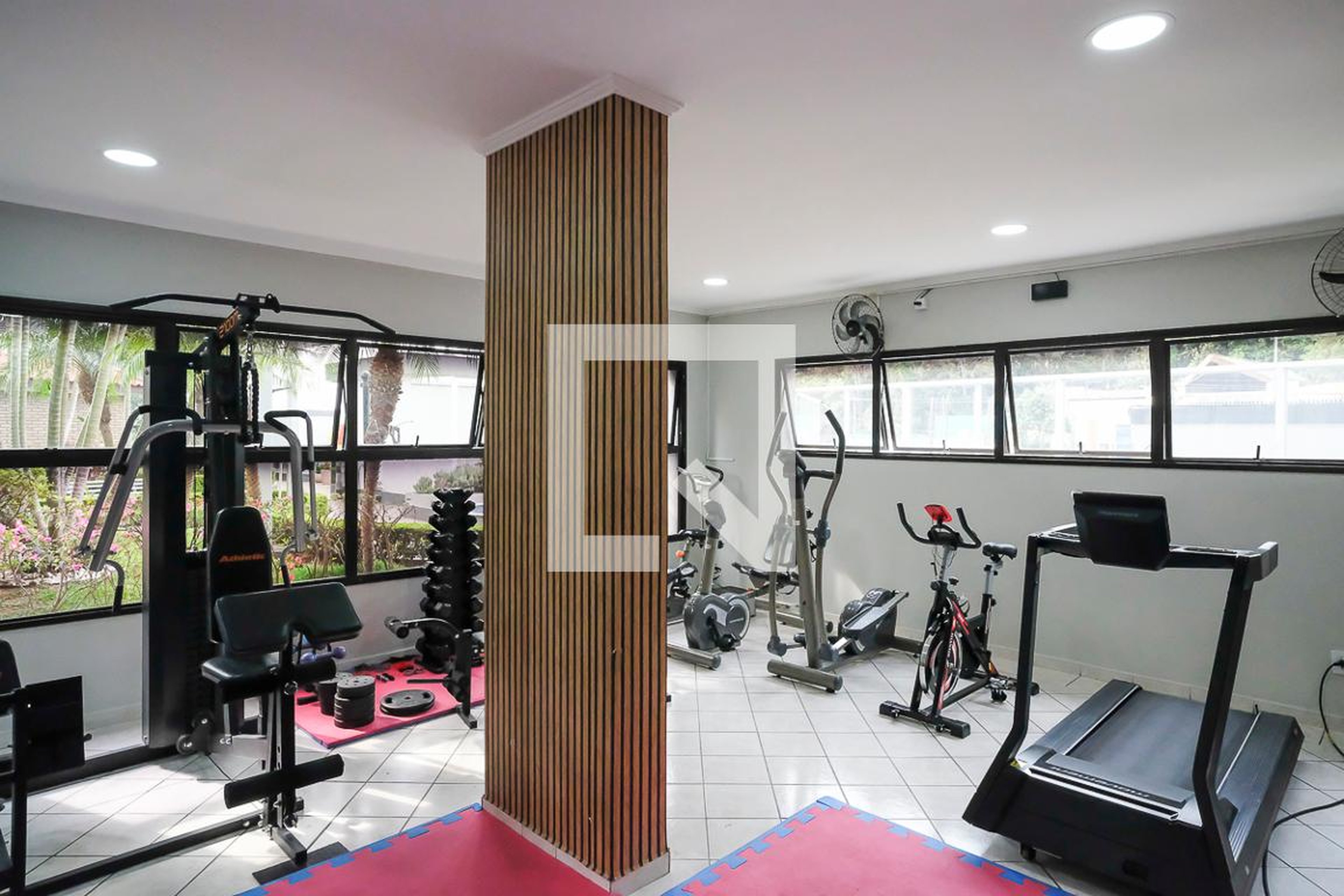 Academia - Mares do Norte