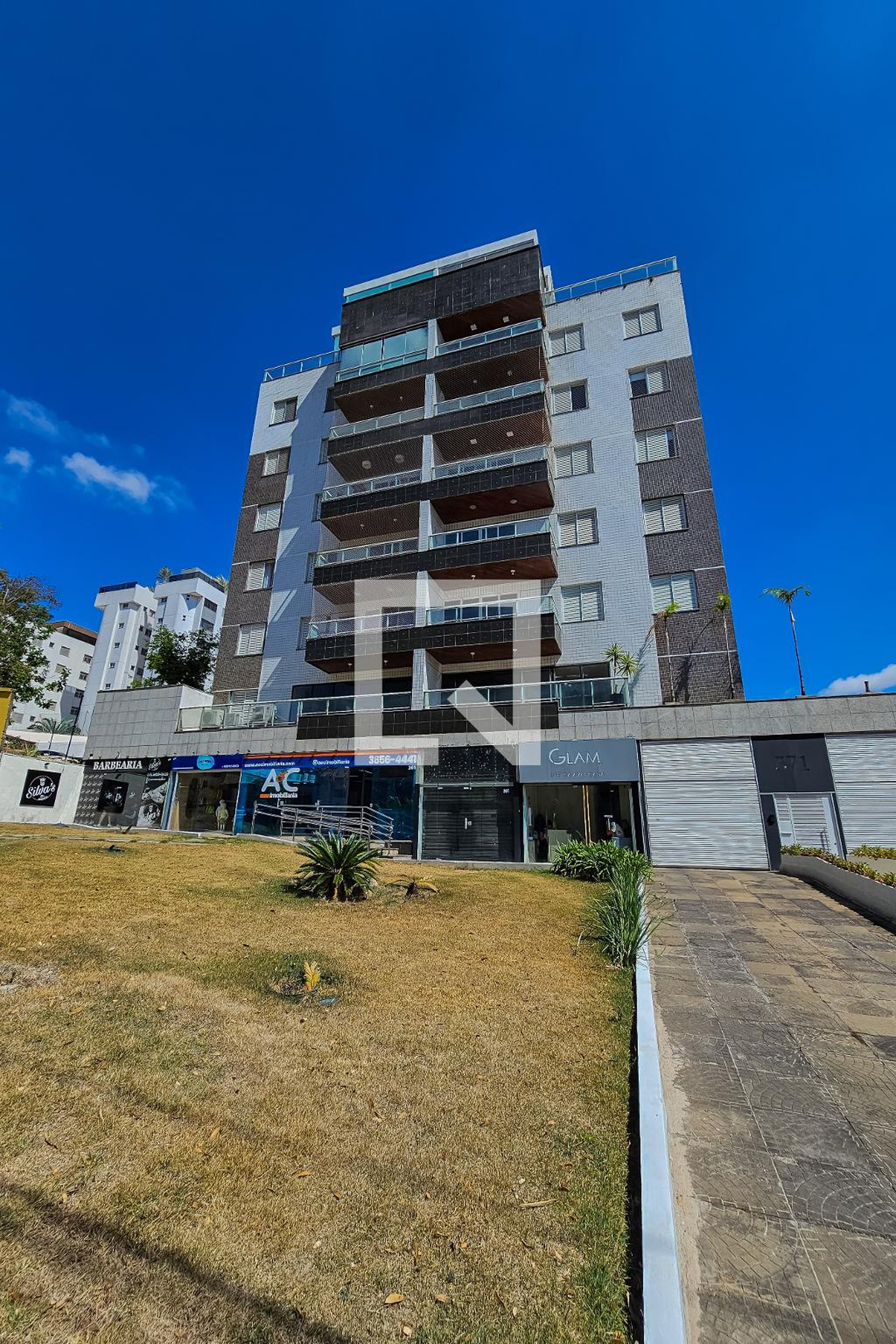 Fachada Edifício Ivonete Aparecida Chamone