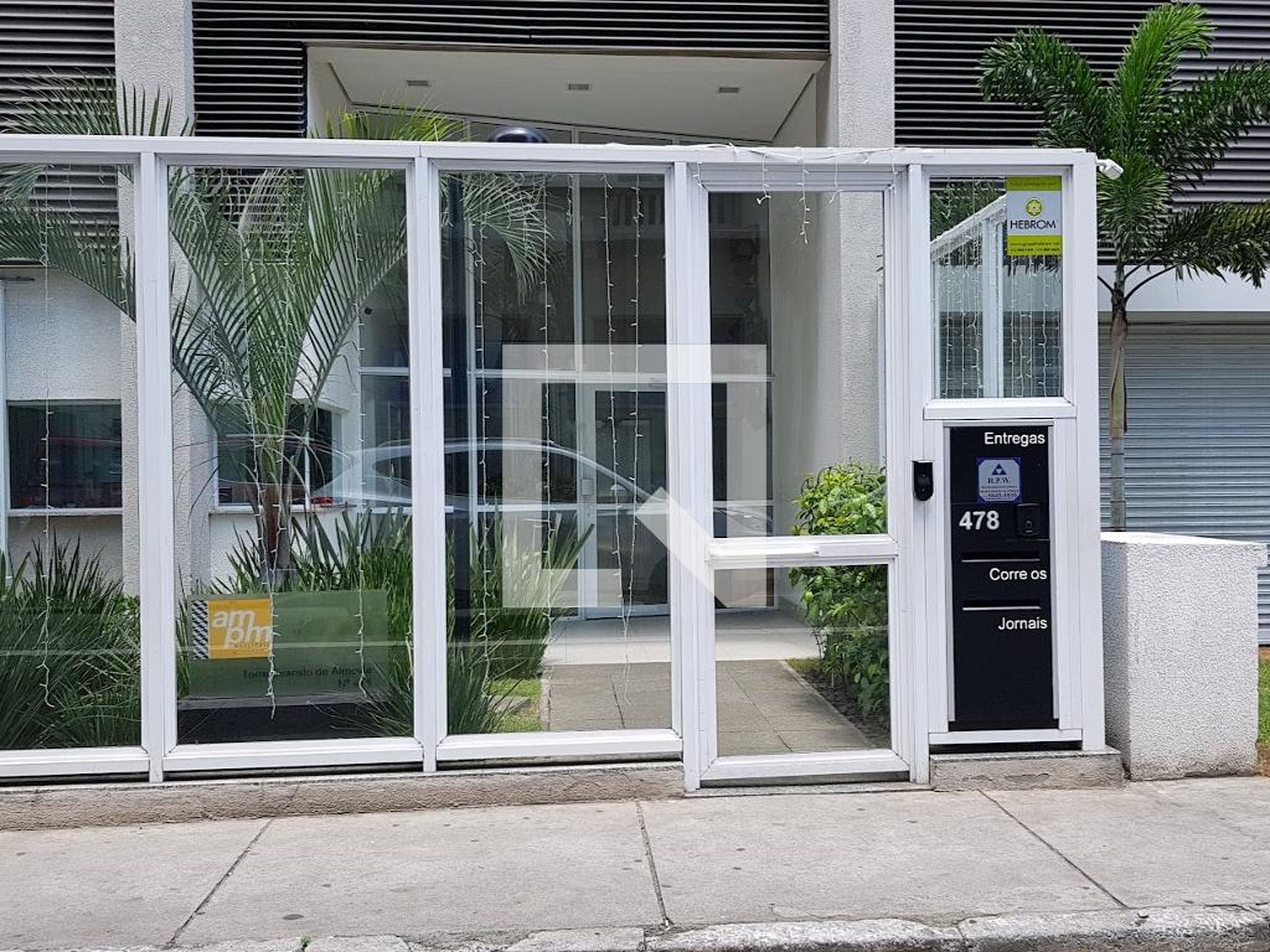 Fachada Condomínio Ampm Paulicéia Centro