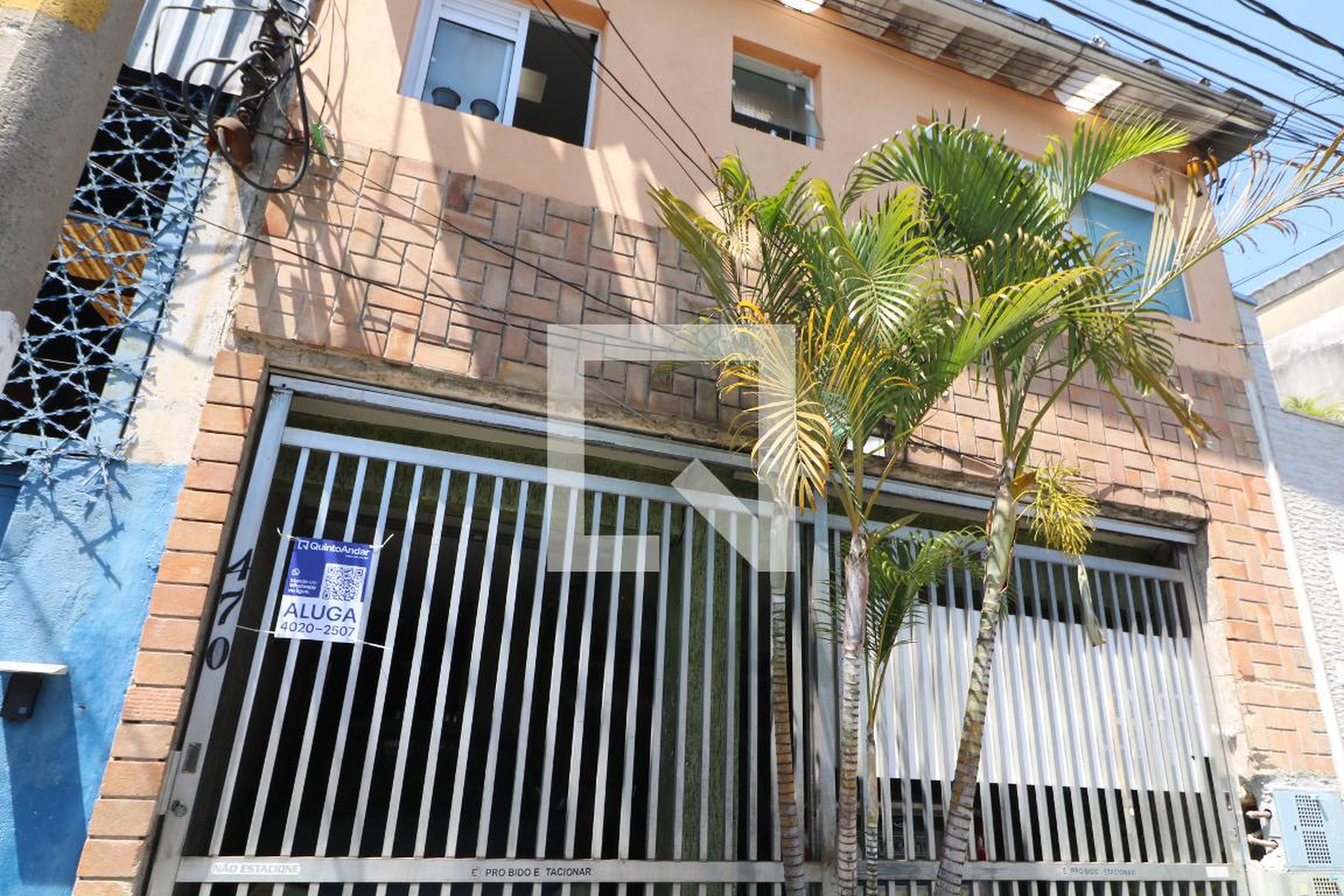 Fachada Condomínio em Rua Doutor Edgard Magalhães Noronha, 470