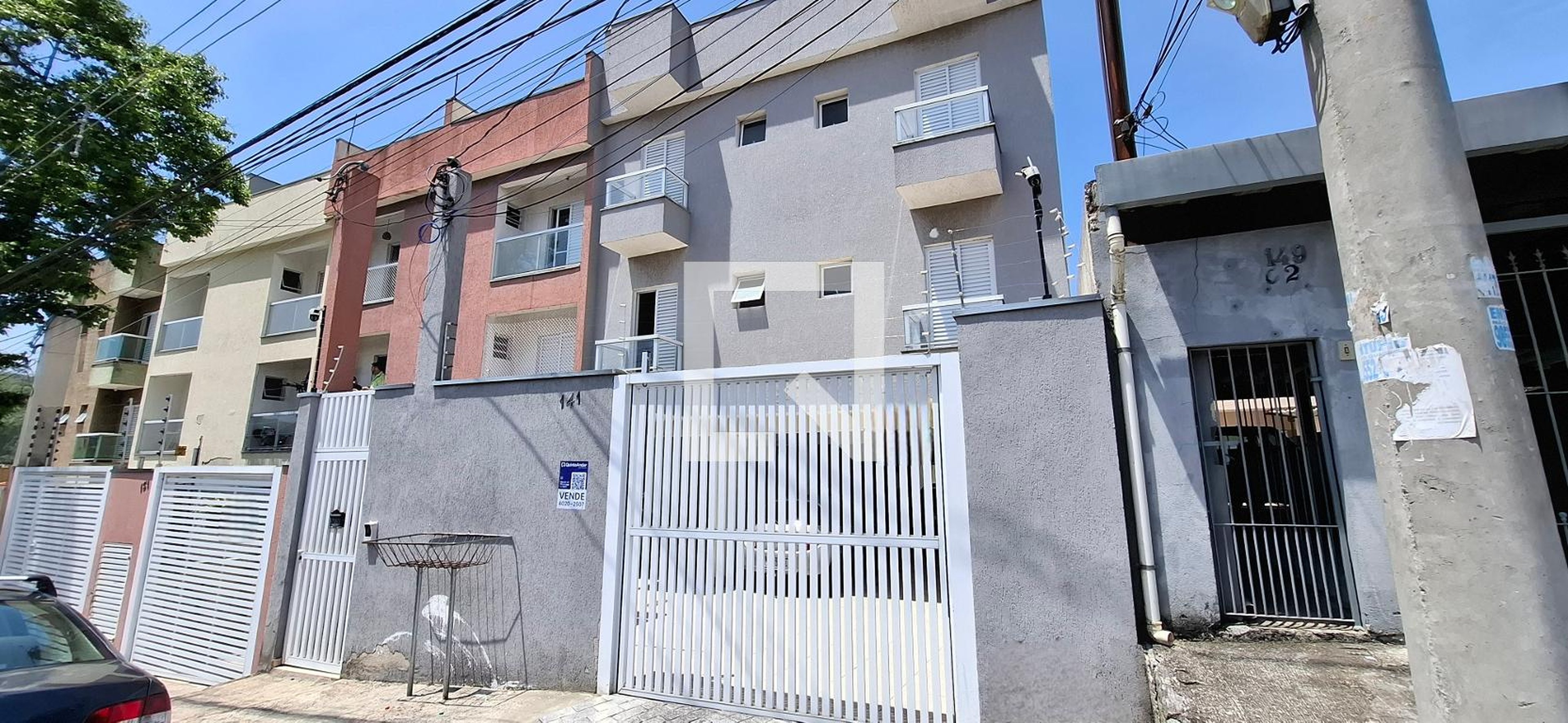 Fachada Condomínio em Rua Antônio Barreiros, 141