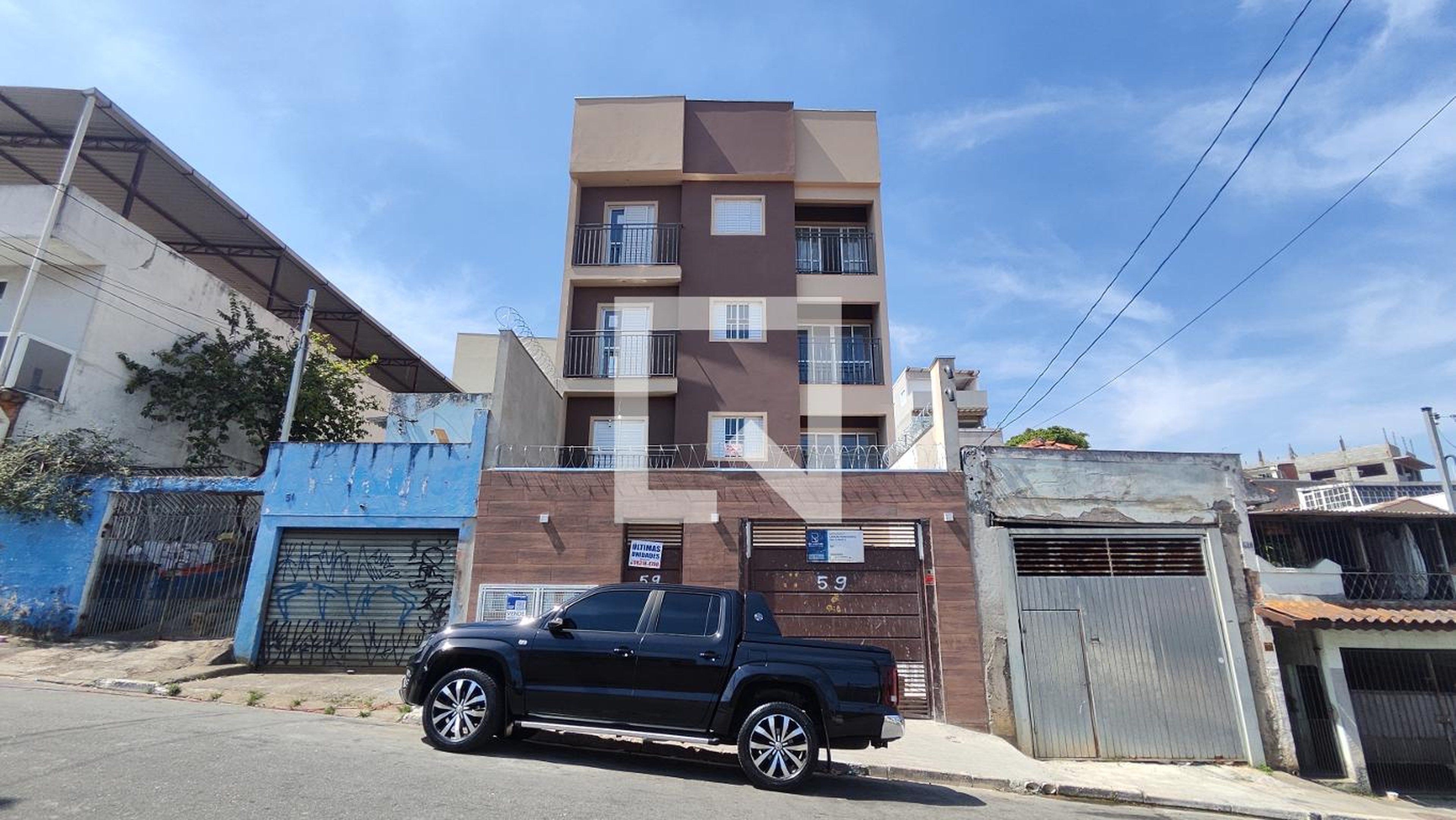 Fachada do Prédio Condomínio em Rua Juarana, 59