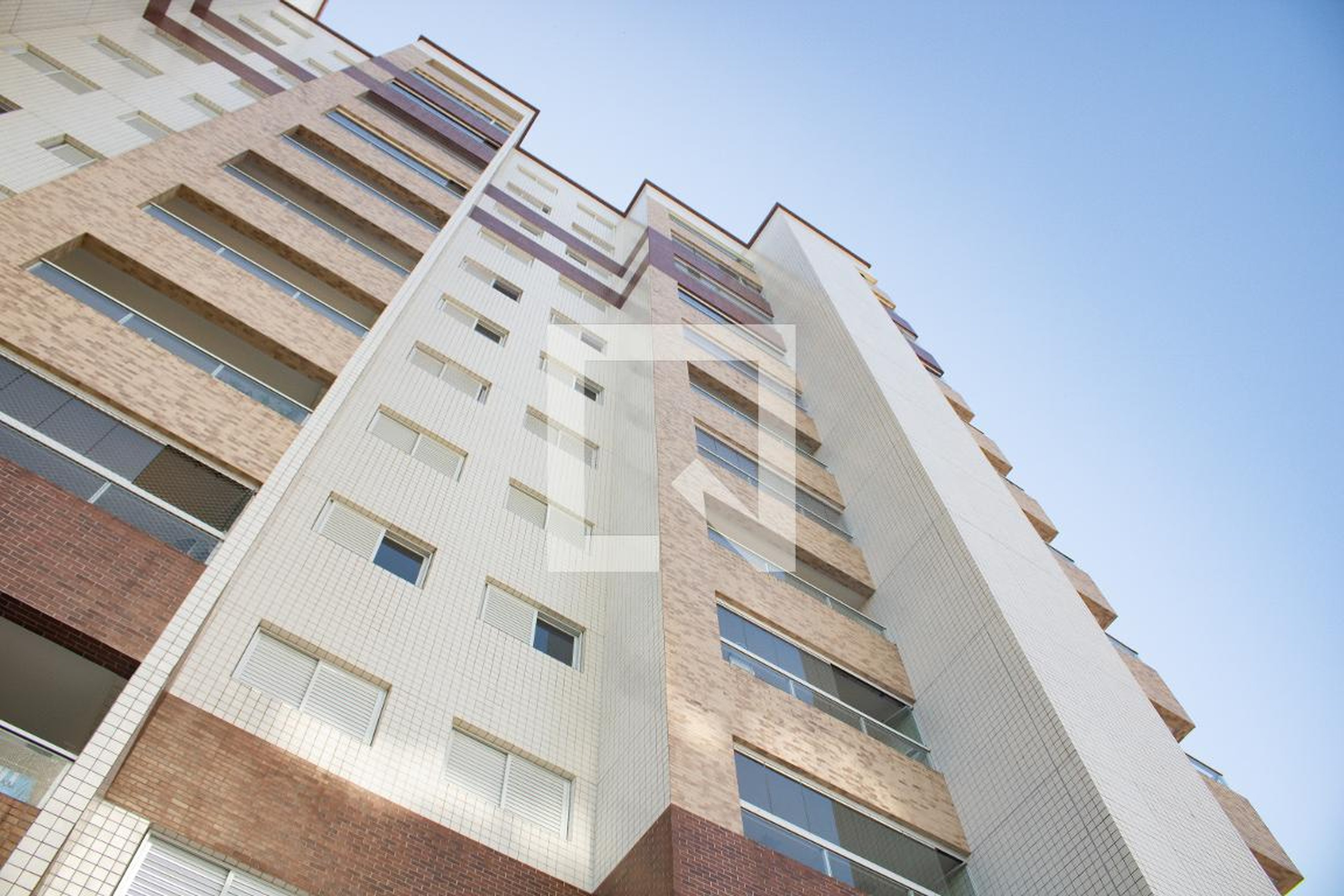 Fachada Condomínio Lá Premier III