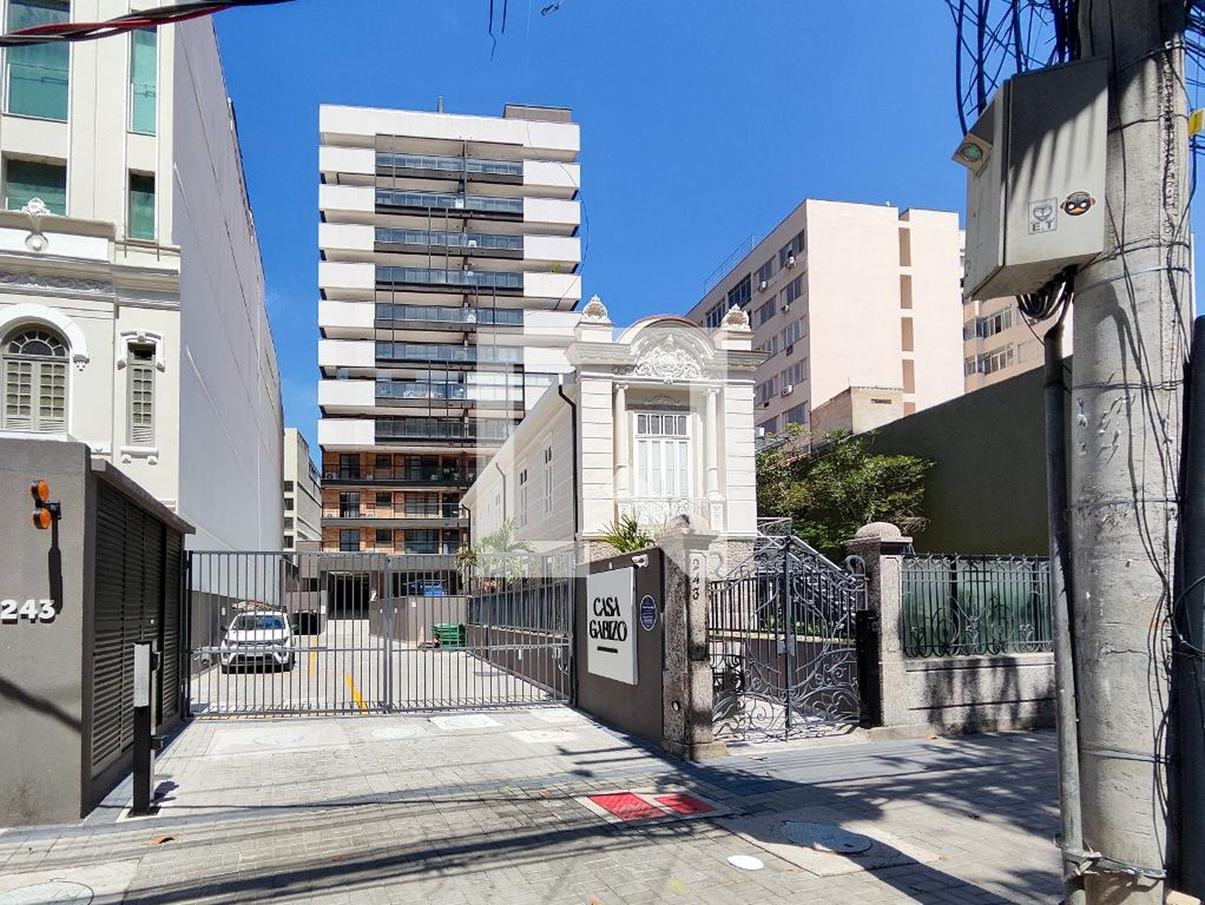 Fachada do Prédio Condomínio Casa Gabizo Residencial