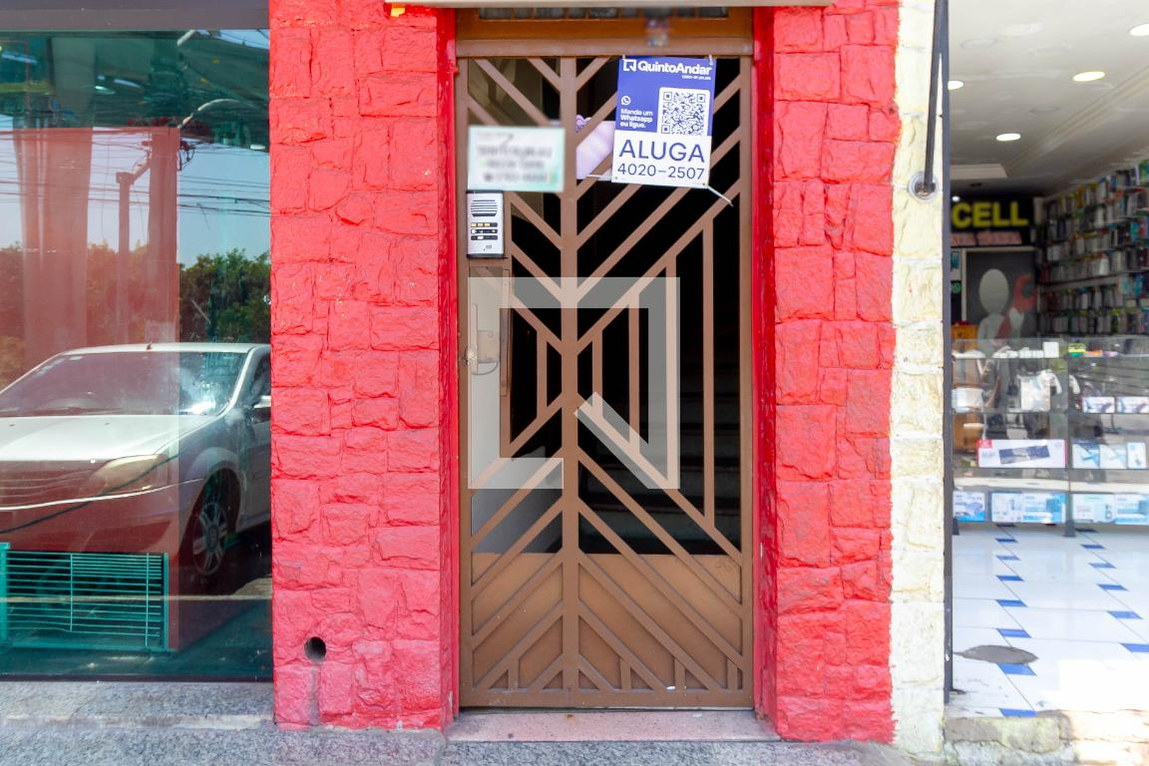 Fachada Condomínio em Rua Luís Juliani, 17