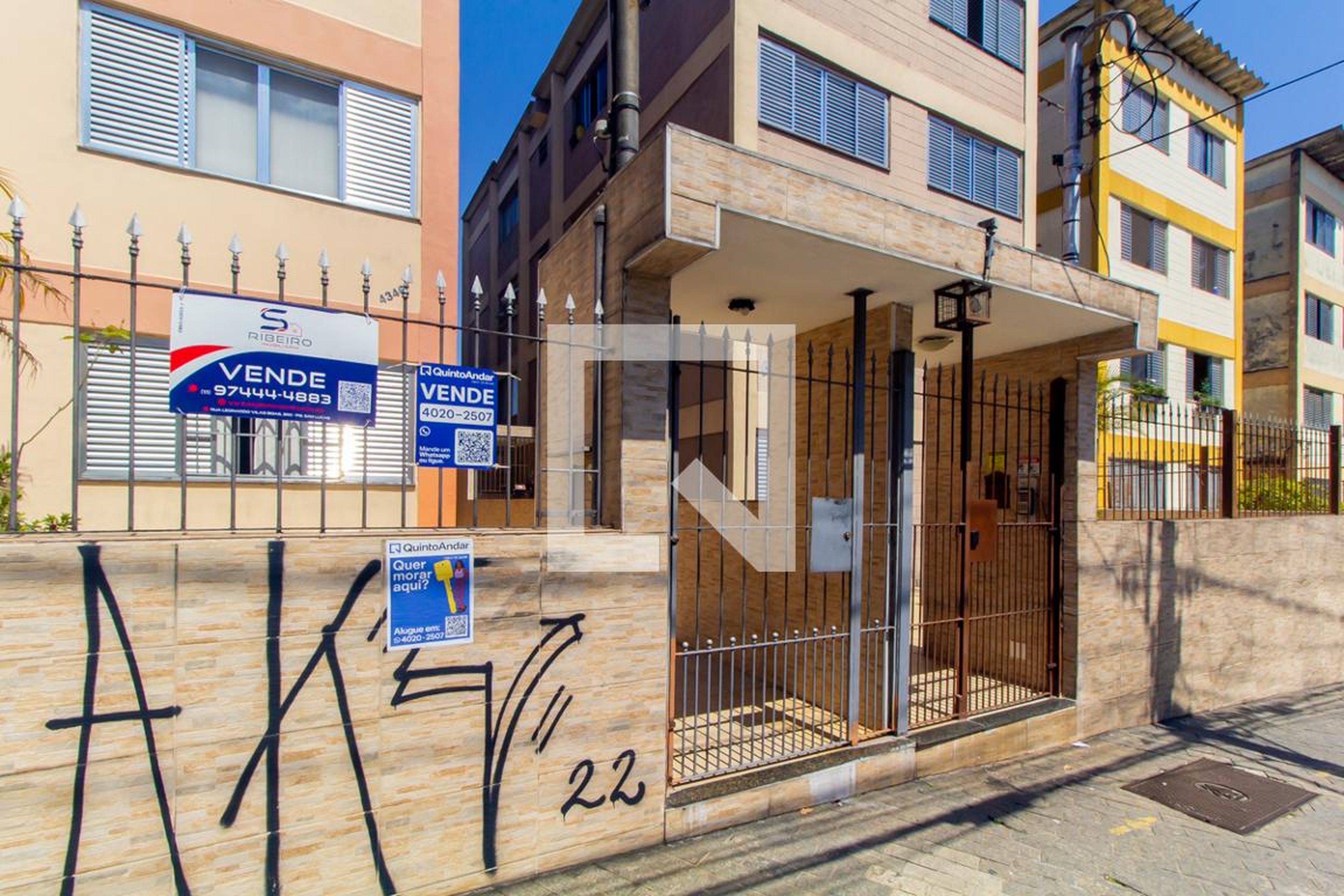 Fachada Condomínio em Avenida Vila Ema, 4346