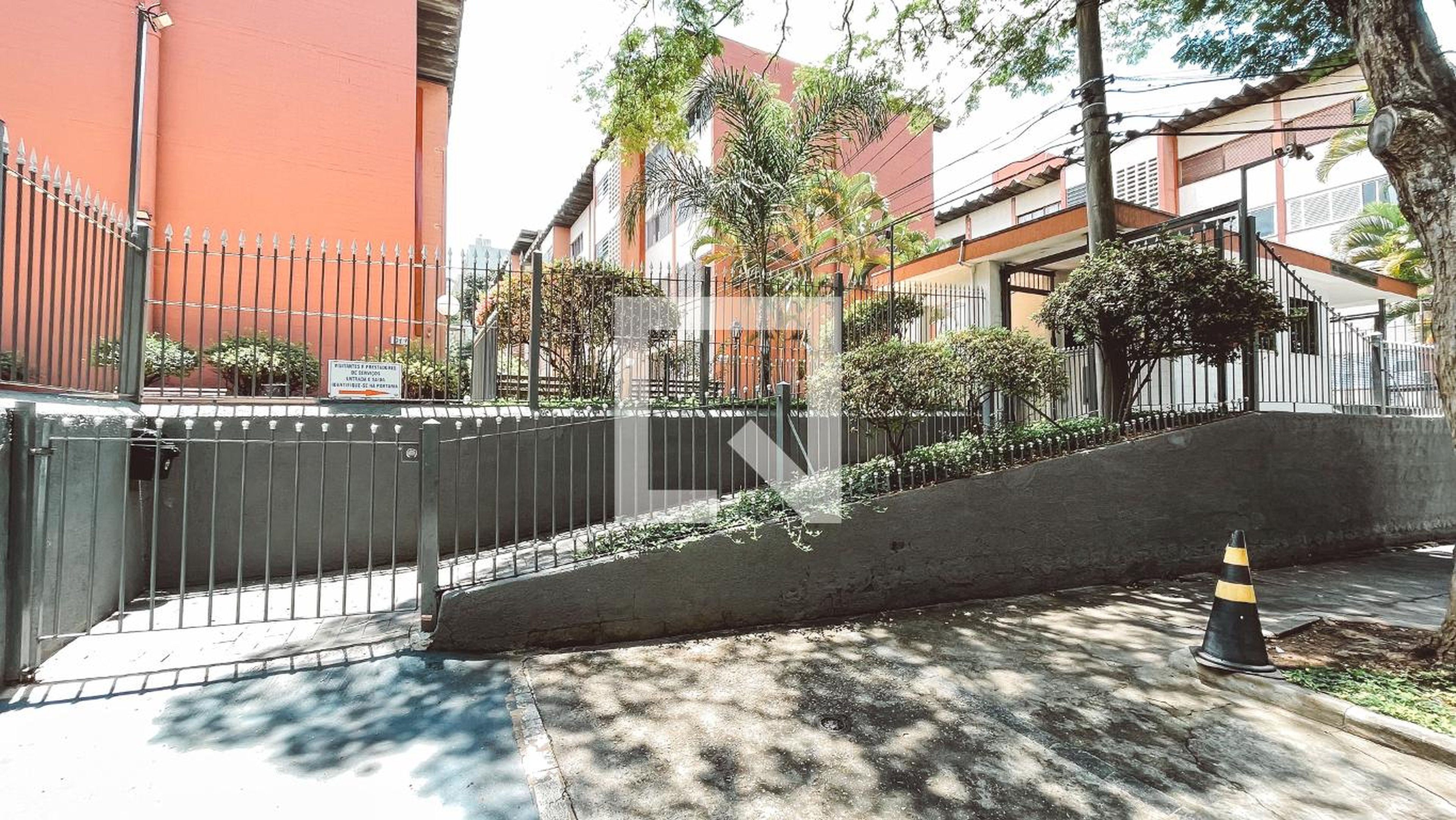 Fachada do Prédio Condomínio Estados  P 340