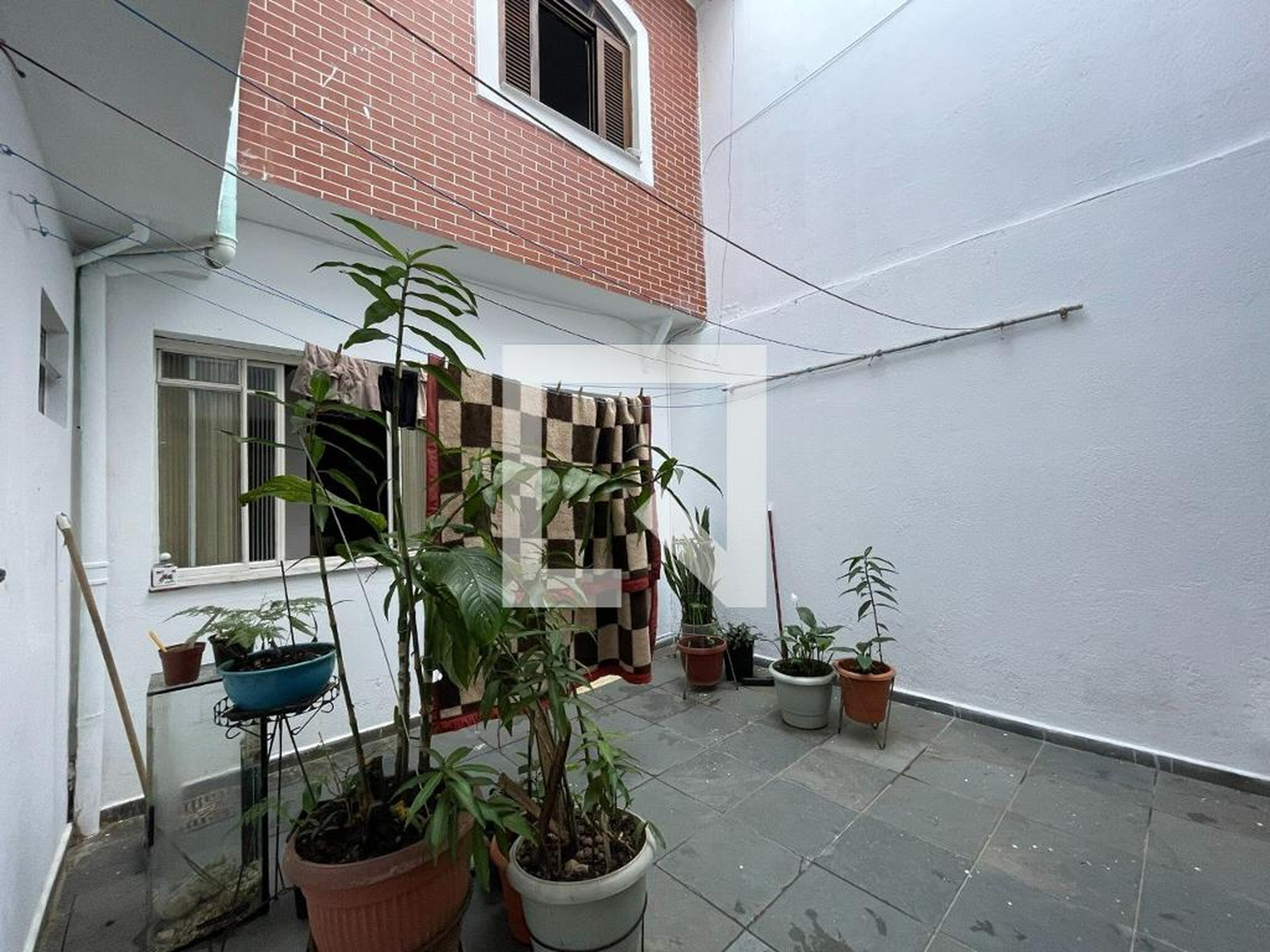 Área Externa Condomínio em Rua Nove de Julho, 13