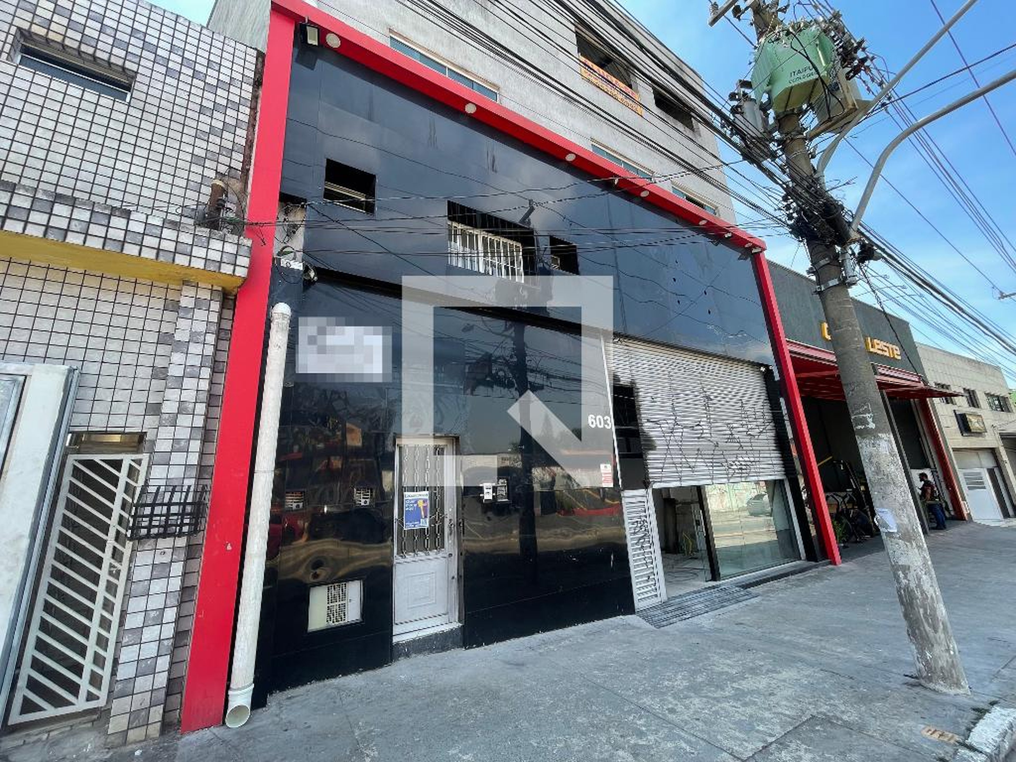 Fachada Condomínio em Avenida Coca, 603