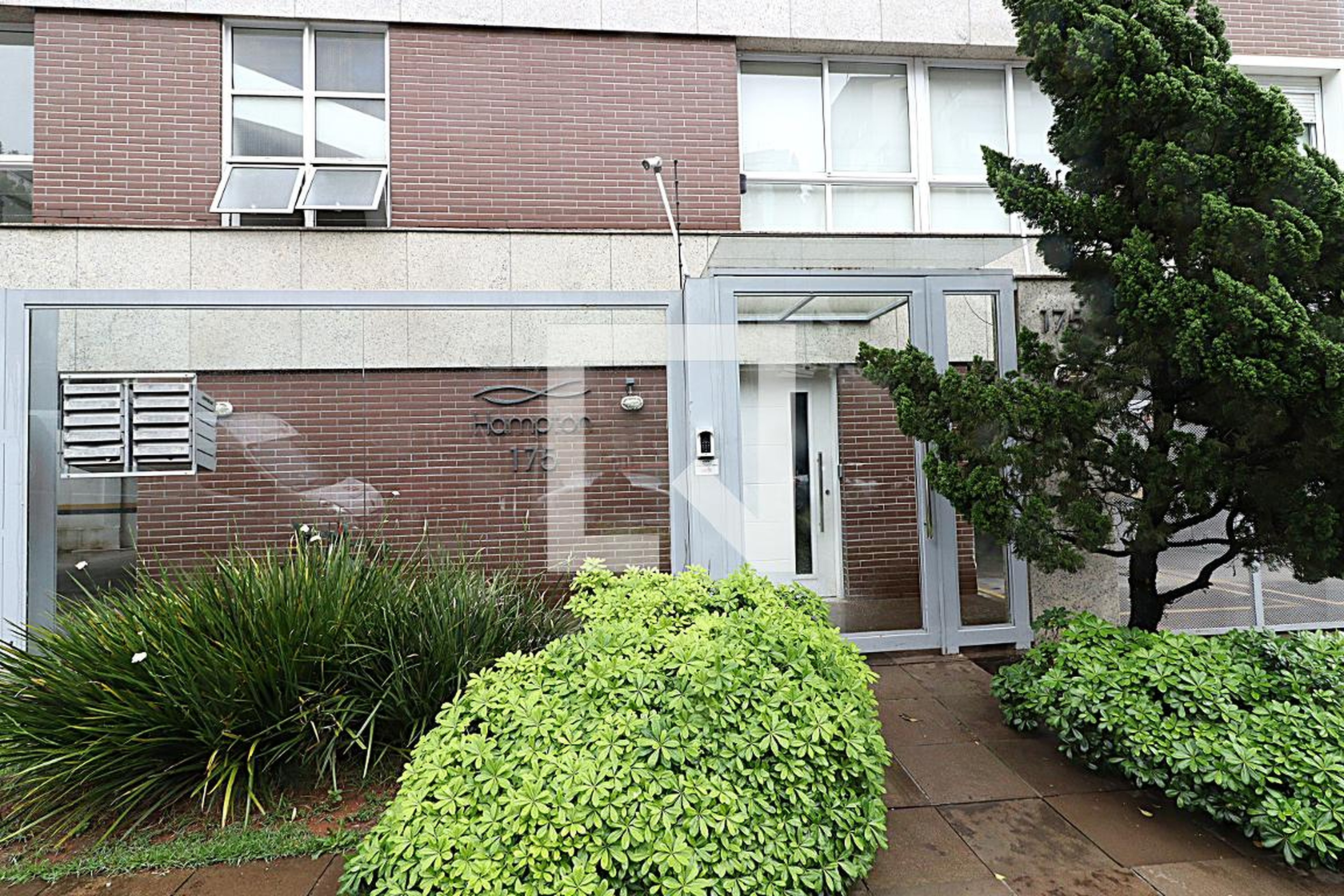 Hall de Entrada Condomínio Hampton