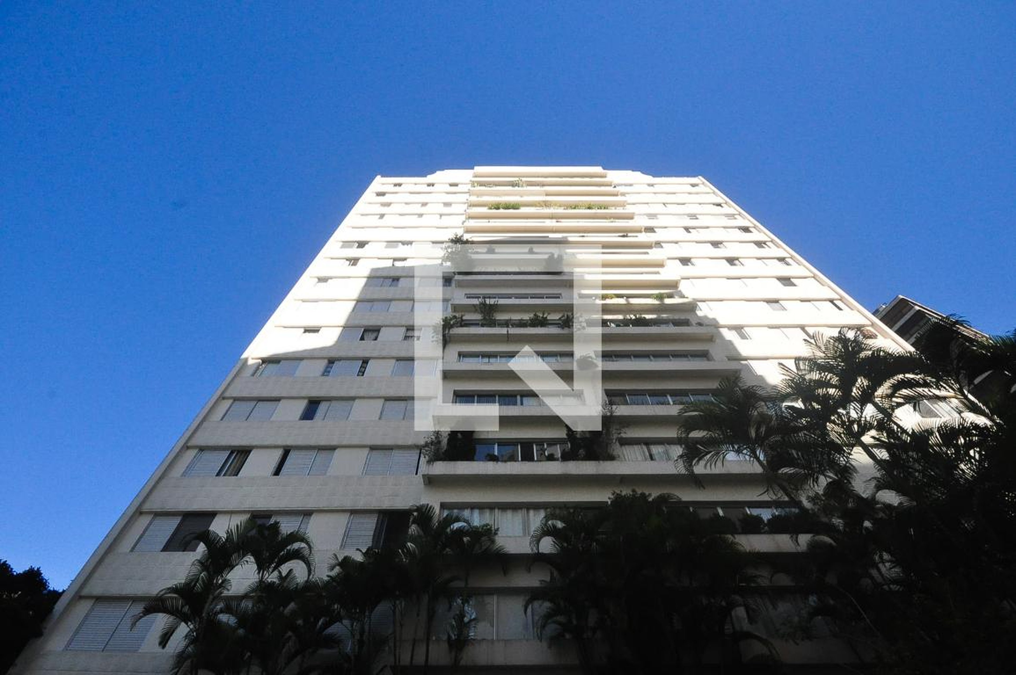 Fachada Condomínio Edif Paineiras do Morumbi