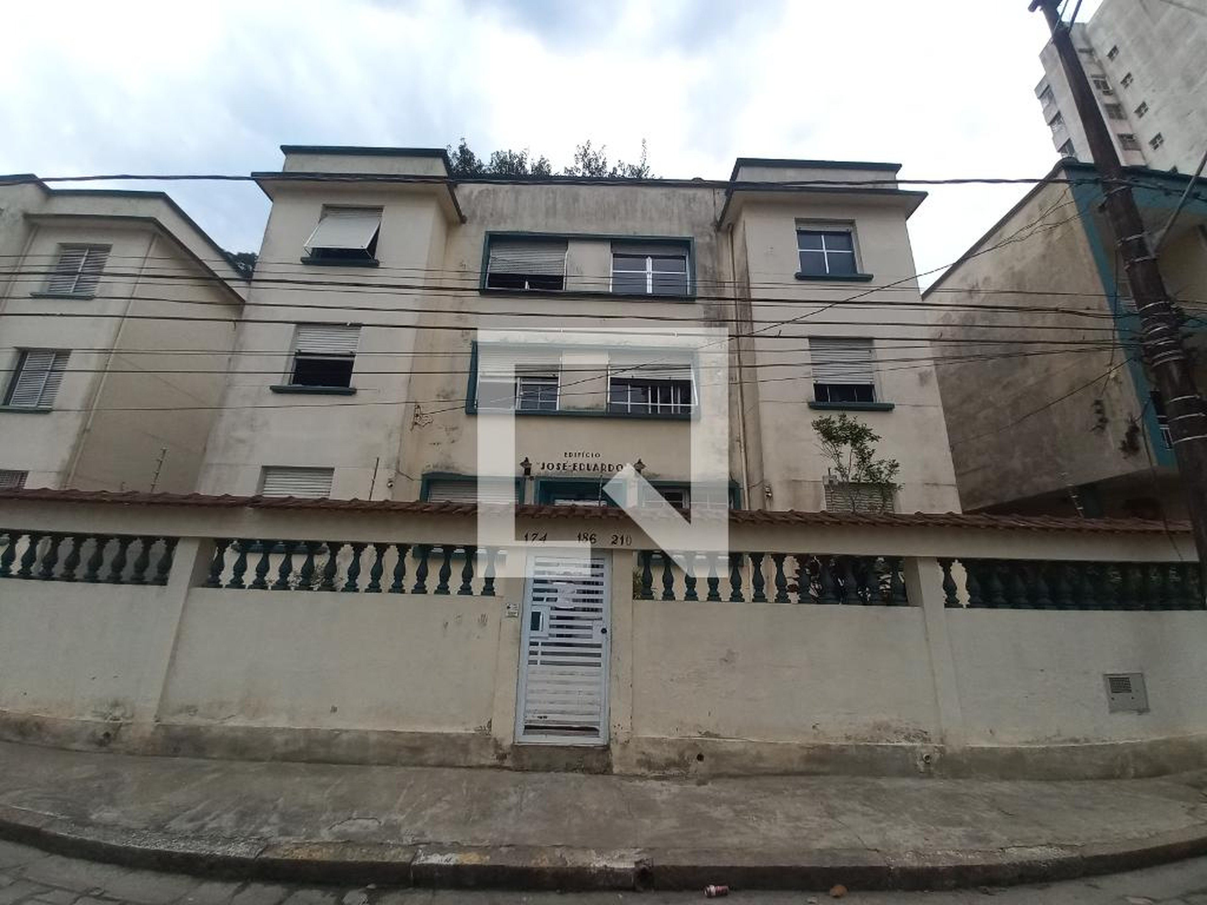 Fachada do Prédio Condomínio jose eduardo