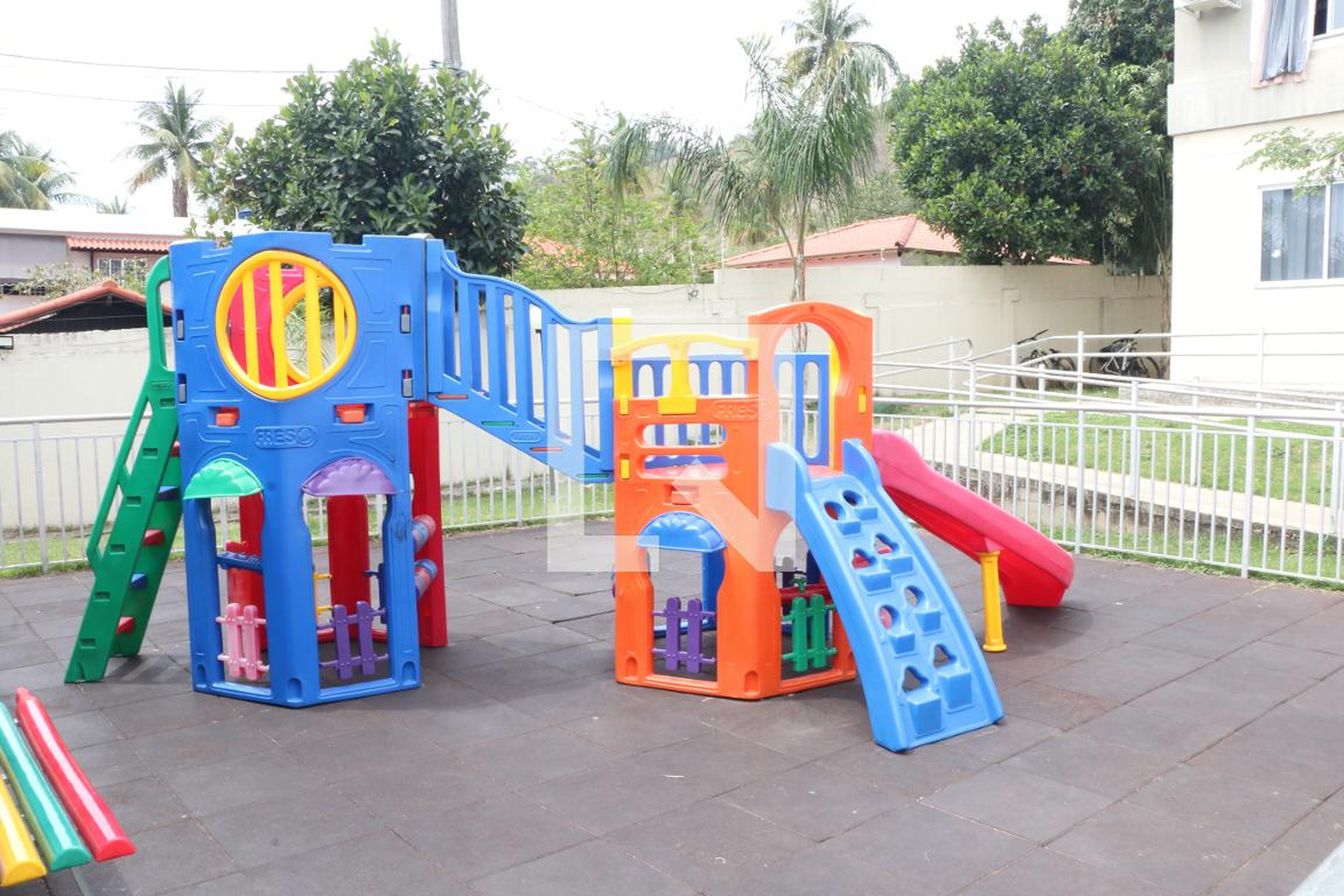Playground - Residencial Tupinambás