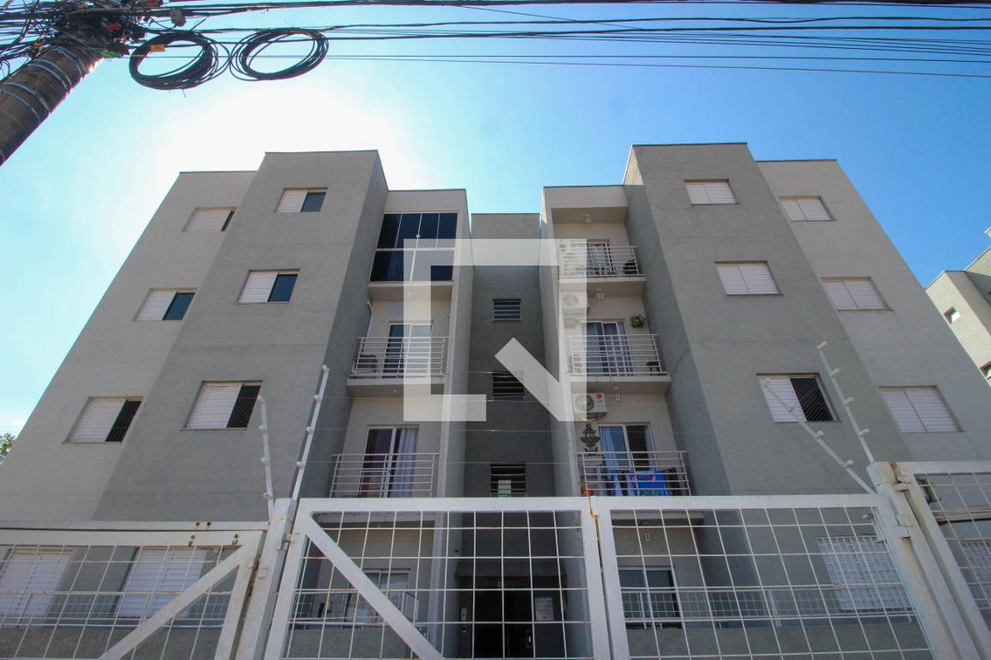 Fachada Residencial Lotus