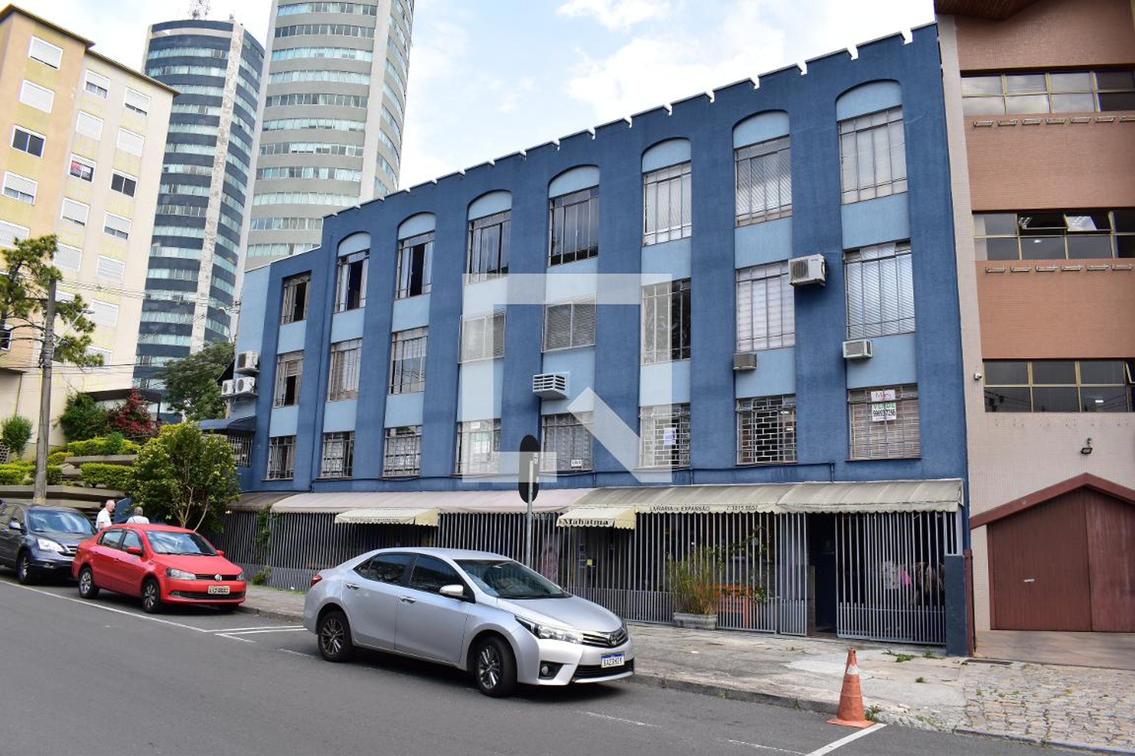 Fachada do Prédio Condomínio em Avenida Manoel Ribas, 800