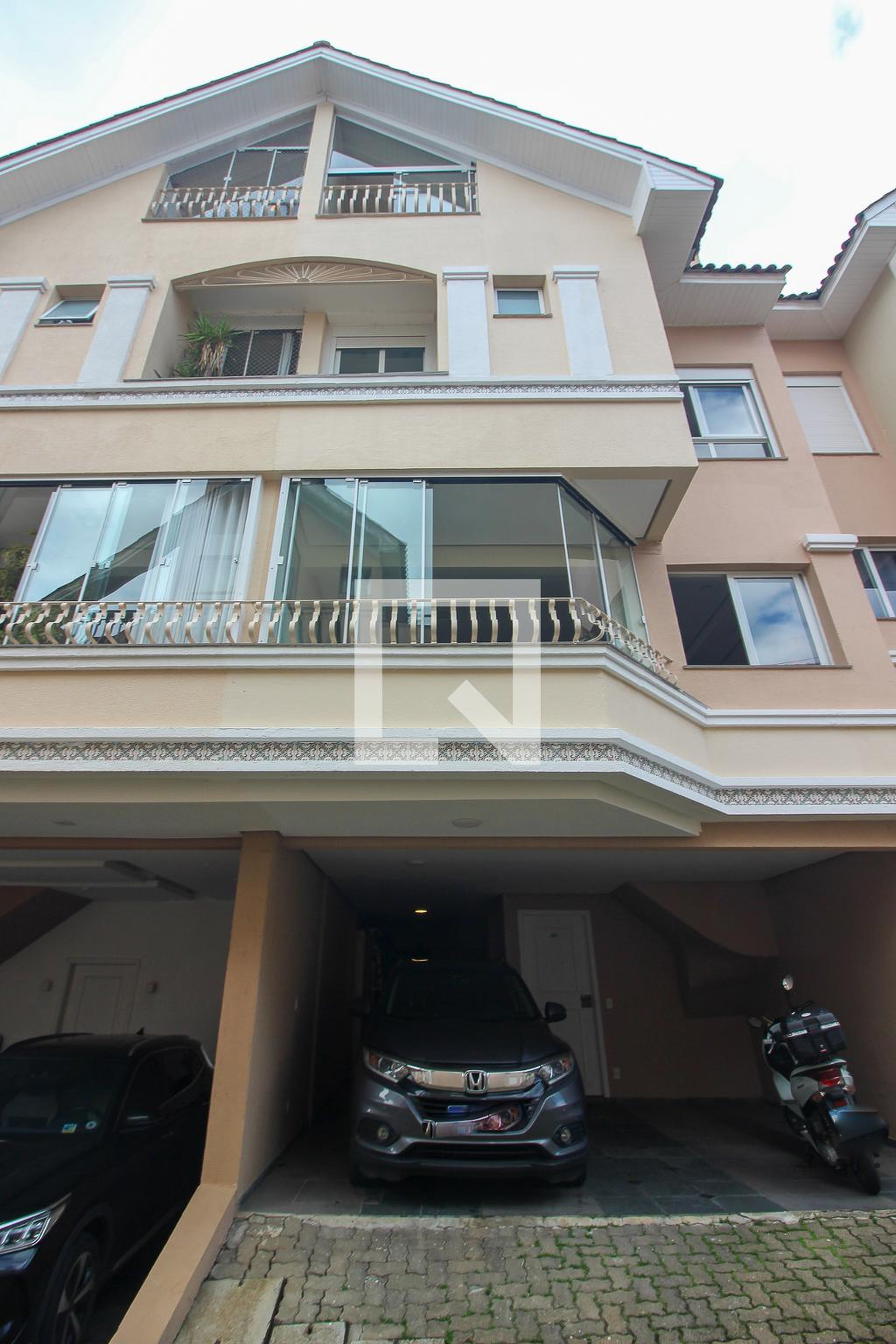 Fachada Condomínio Imperial Quinta da Boa Vista