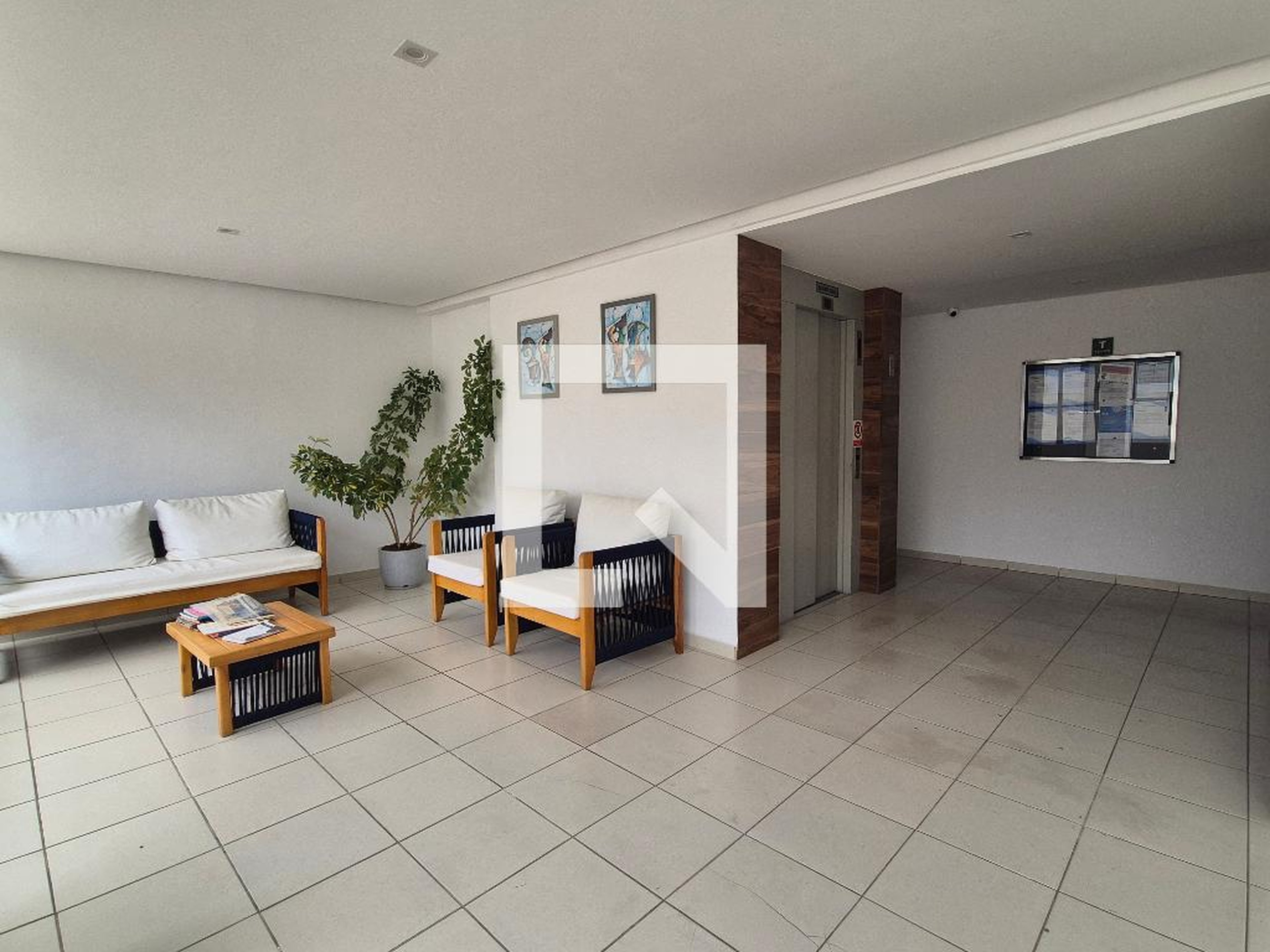 Hall de entrada - Sernambetiba