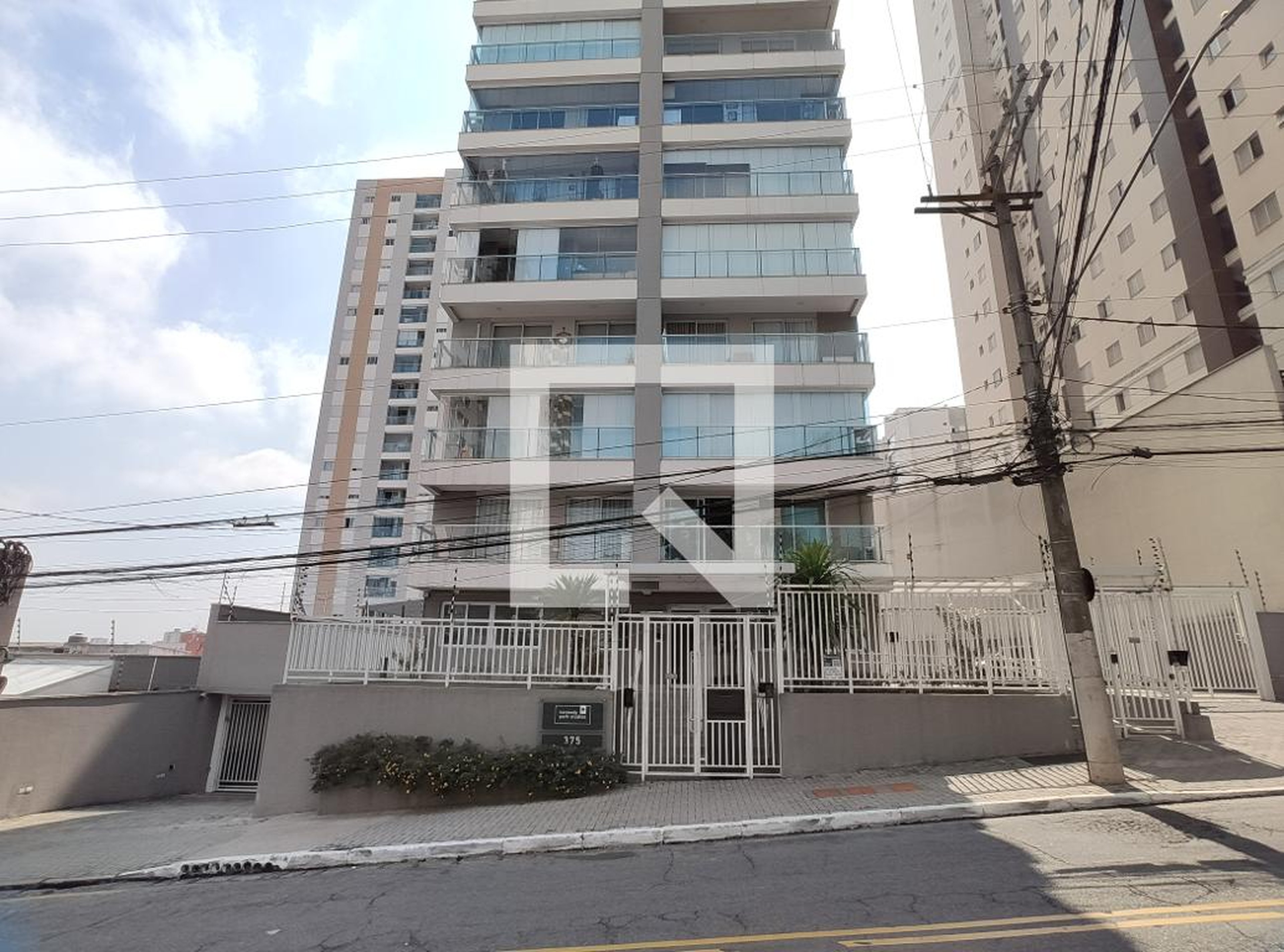 Fachada Condomínio Kennedy Park Home e Studios