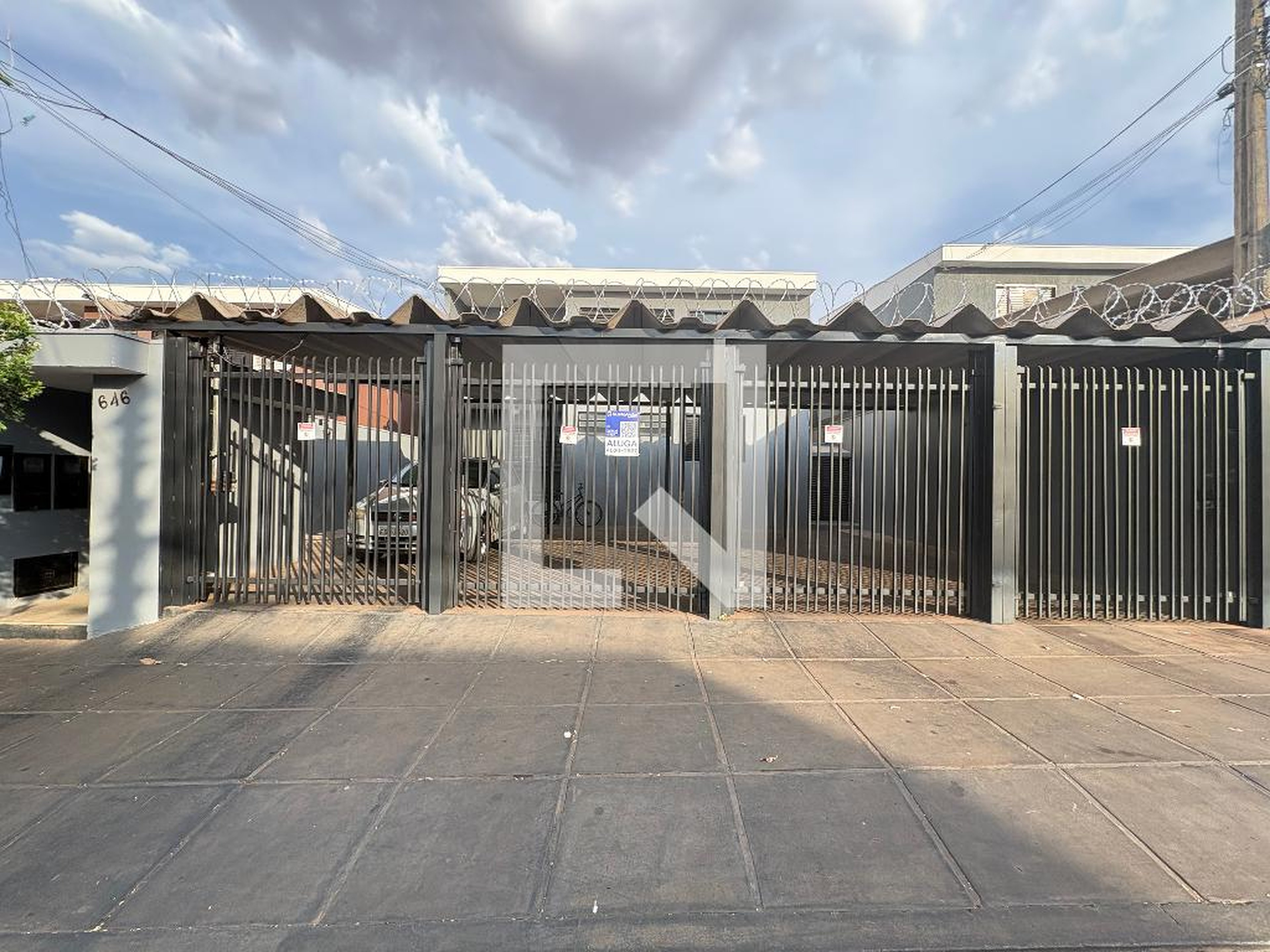 Fachada Condomínio em Rua Arlindo Catelli, 646